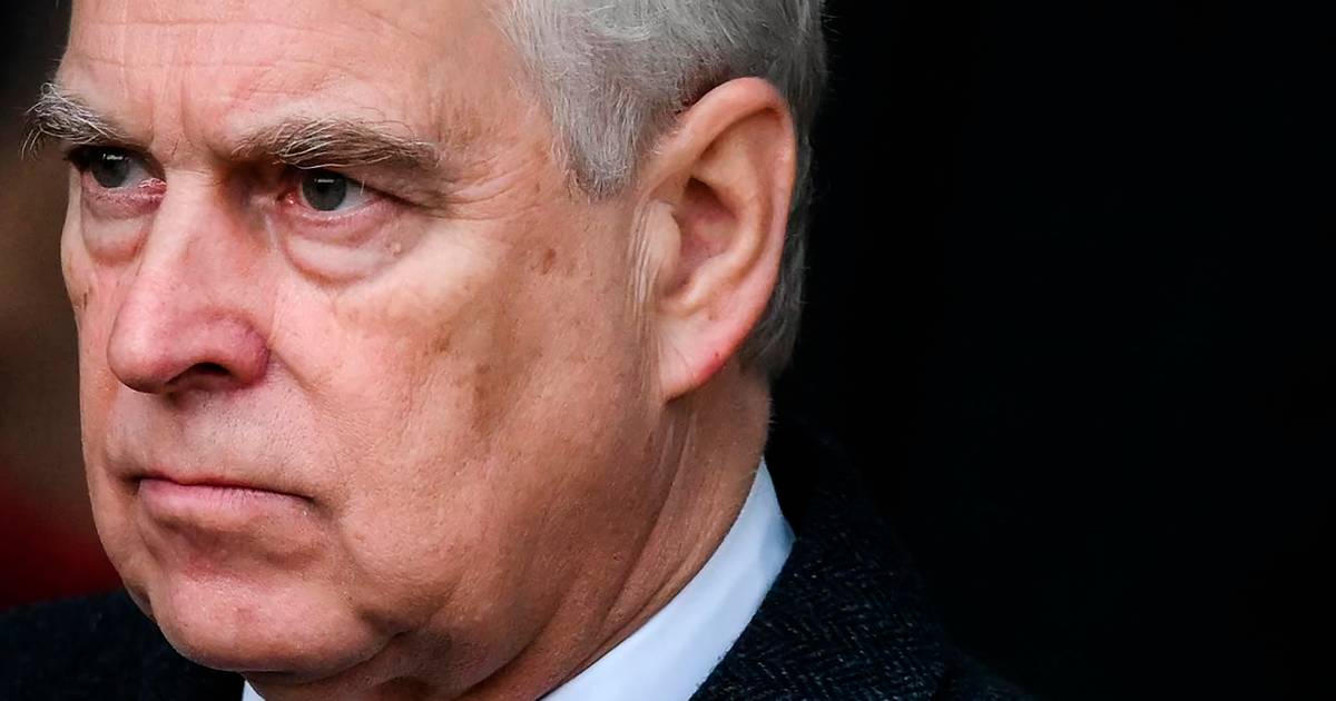 Prins Andrew vil opgive kongelige titler efter anklager