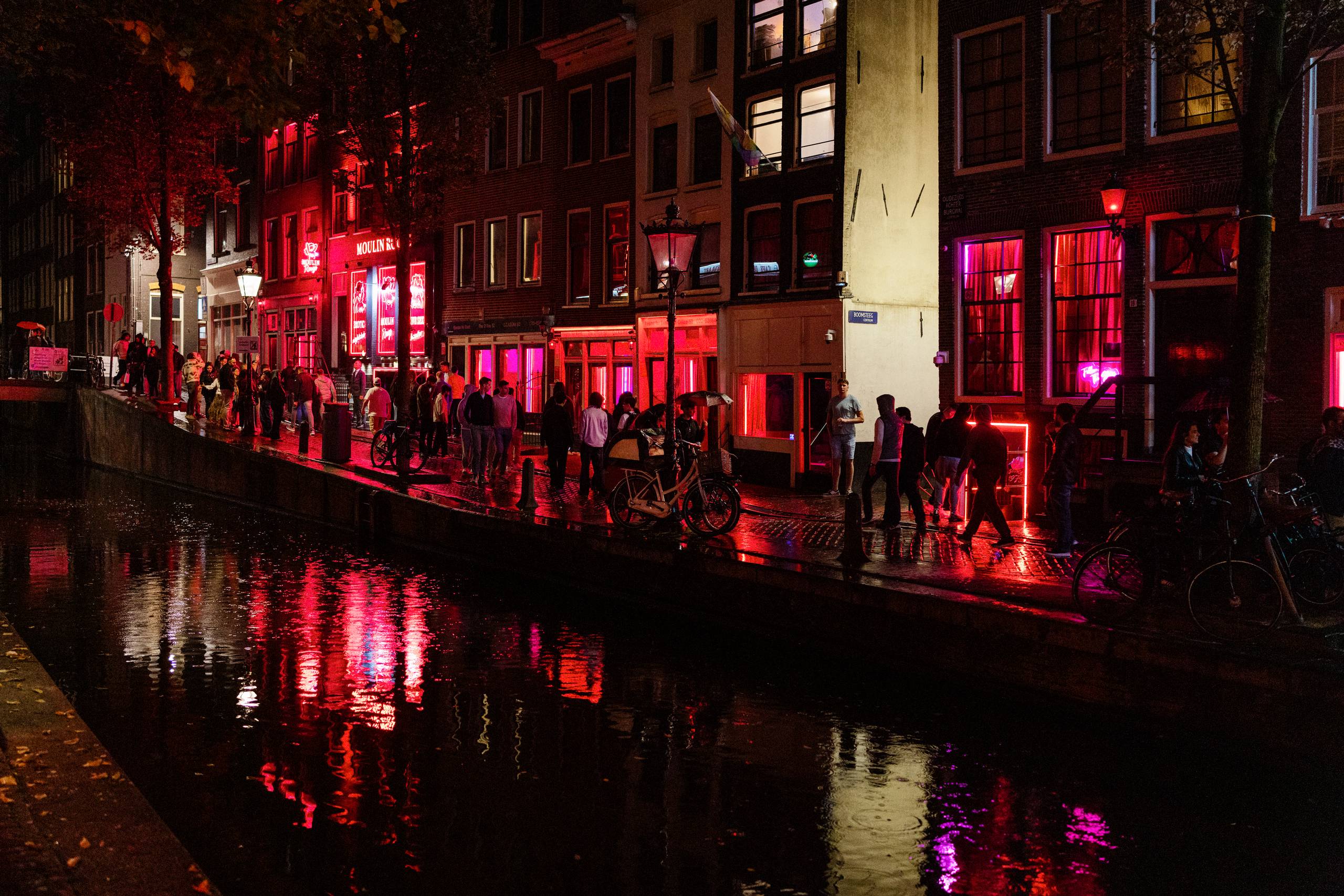 Red light, hard right: Nu handler alt om én mand