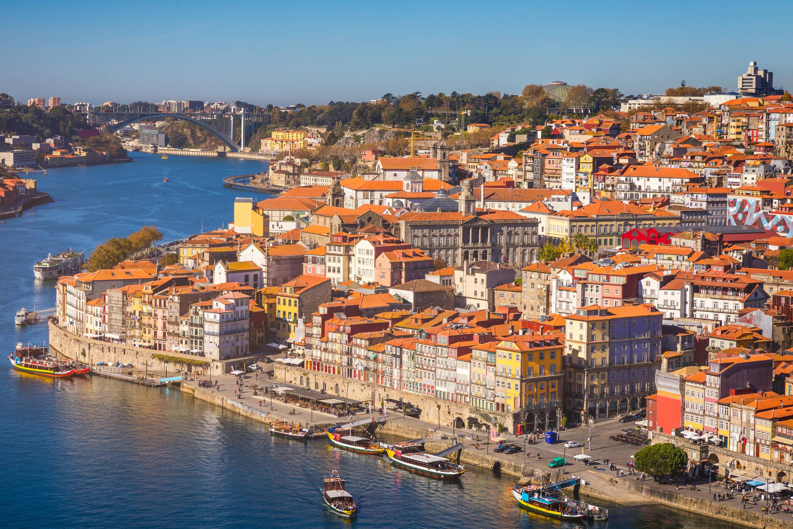 Kåret som Europas bedste rejsemål flere gange: Ud til Atlanterhavet ligger en af Sydeuropas smukkeste byer