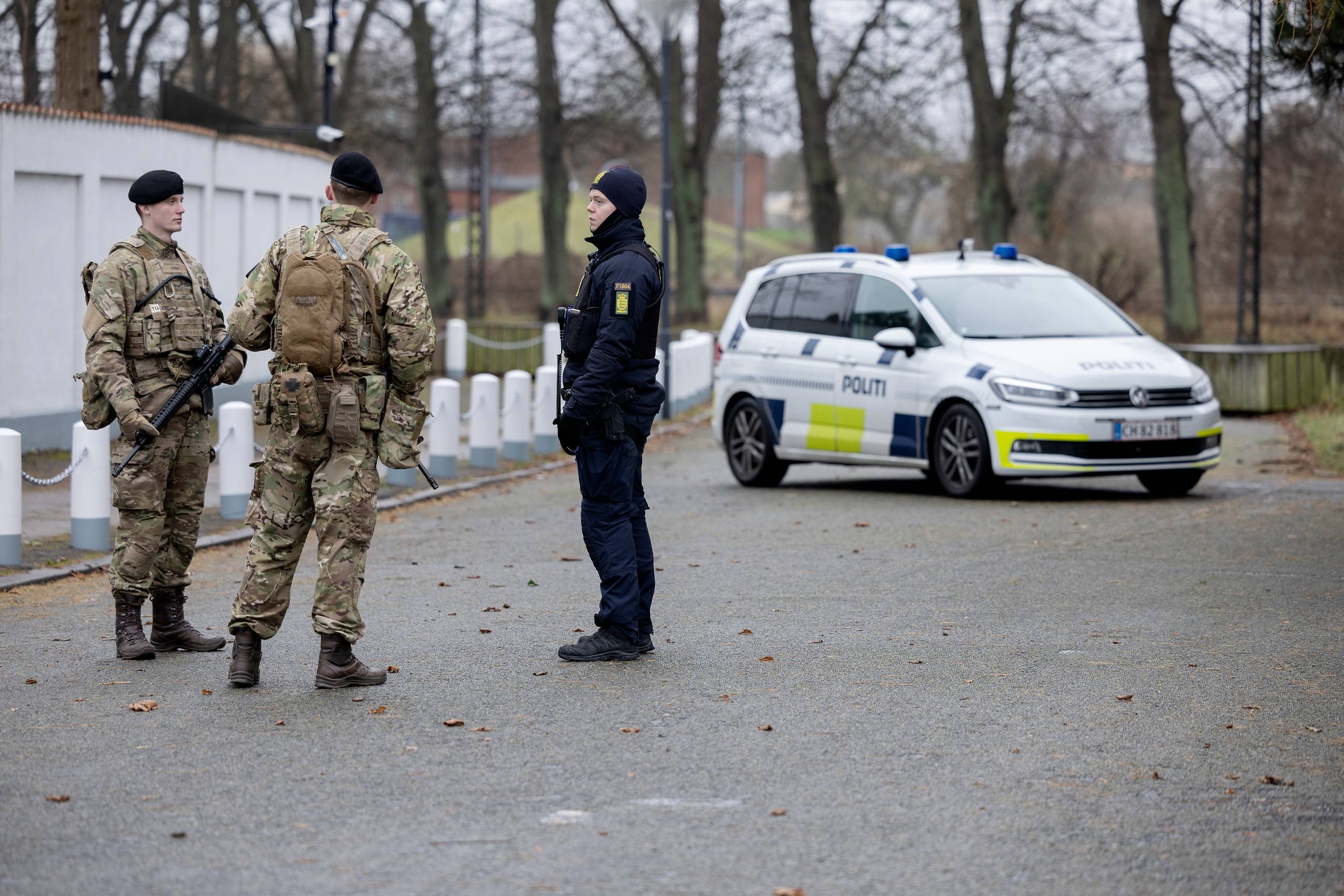 Tidligt om morgenen eksploderede håndgranater nær Israels ambassade: I dag begynder retssagen