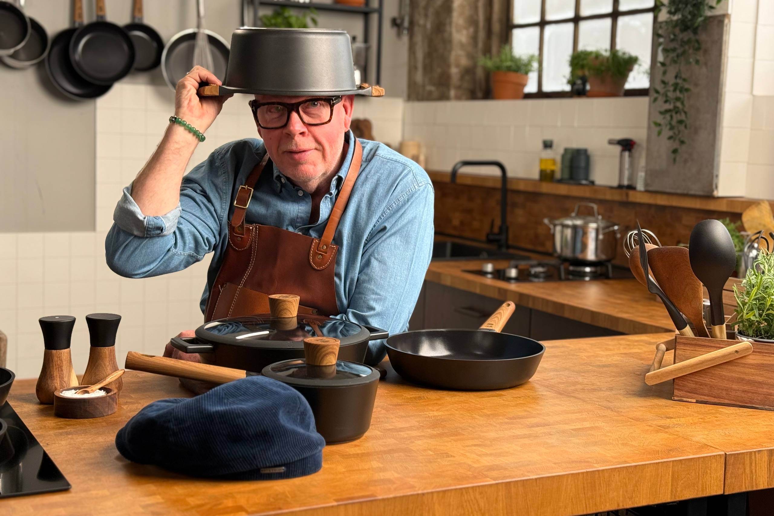 Claus Holm har med egne ord »simremad på hjernen«, og han håber flere danskere vil prøve kræfter med det. Foto: © David Bering / Montgomery