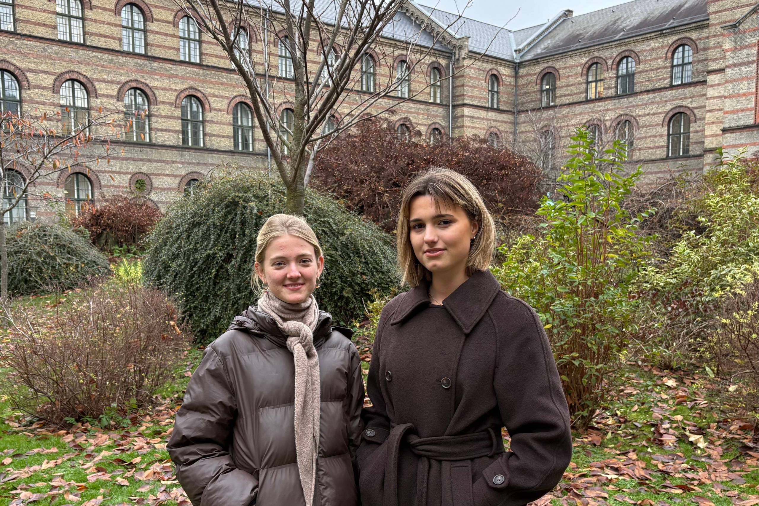 Konservatismen giver os ​det, vores generation mangler mest. Ikke flere flydende identiteter og nye -ismer, men noget solidt at stå på, skriver  Alexandra Dagmar Lund Rasmussen og Marie Nordahl Sinding-Olsen. Privatfoto