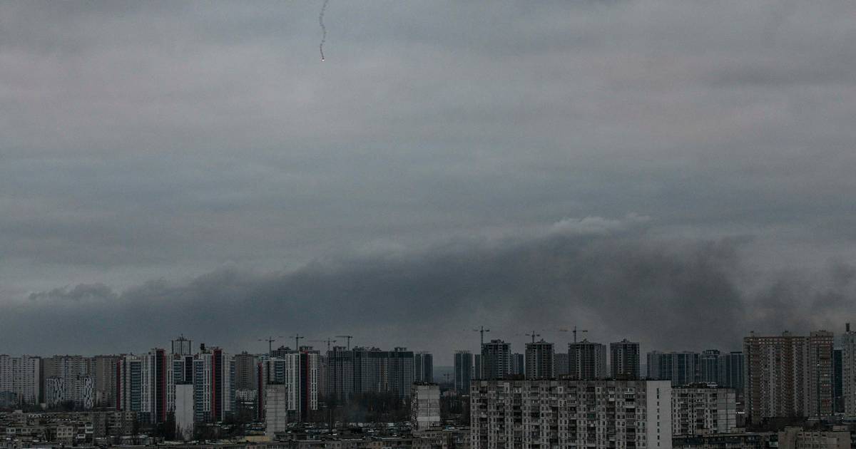 320.000 hjem er uden strøm efter russisk angreb på Kyiv