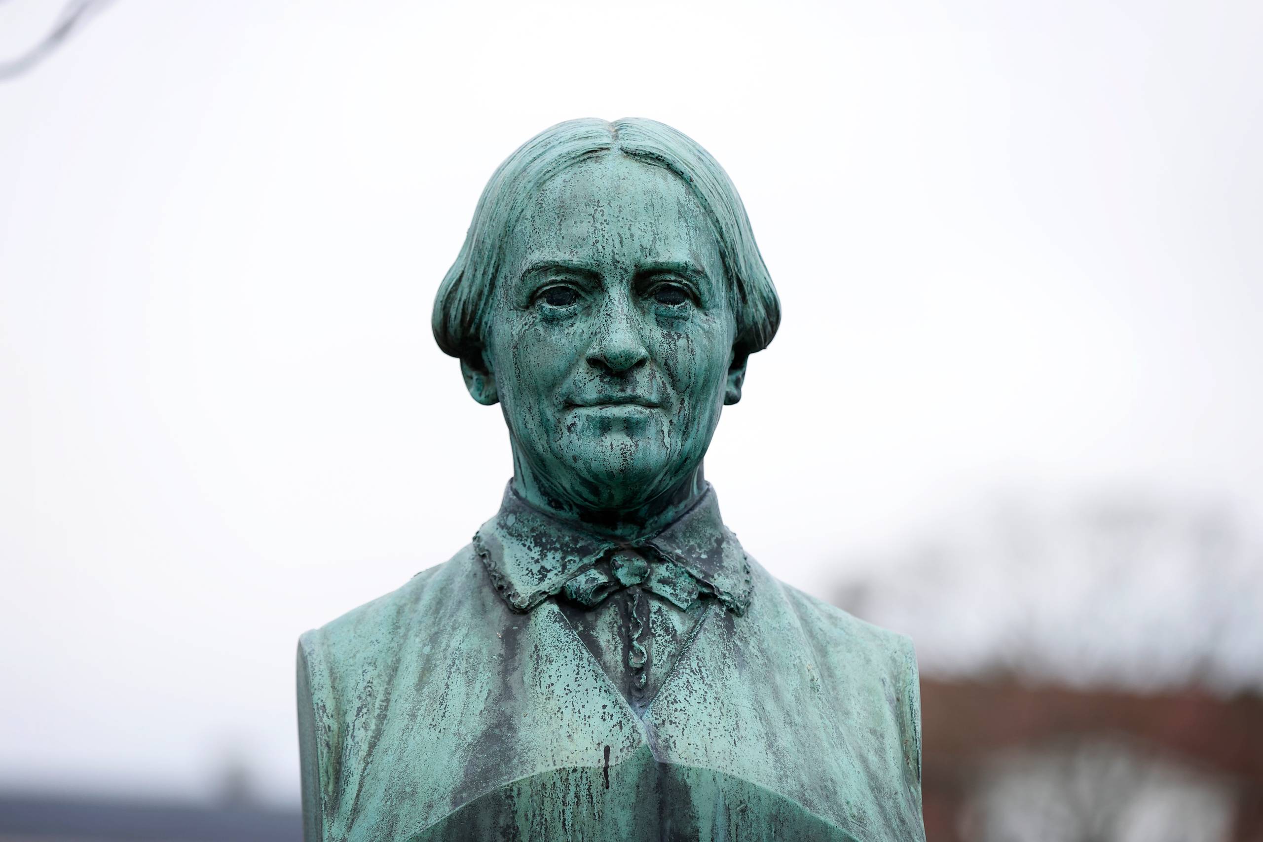 Busten af Nathalie Zahle står i Ørstedsparken. Arkivfoto: Jens Dresling .
