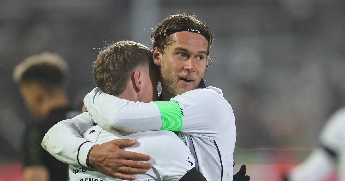 Chanceorgie i Aarhus:  AGF slår OB og forsvarer førstepladsen i Superligaen