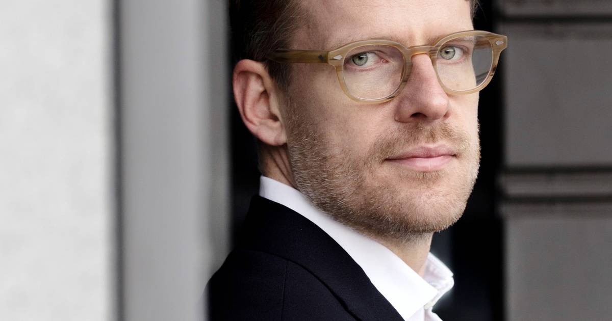 »Denne bog får én til at blive rødglødende rasende« - Jyllands-Posten