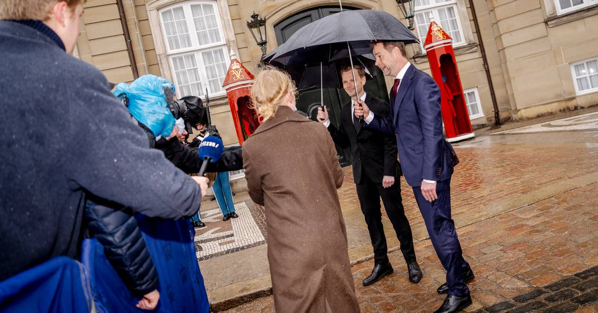 Mette Frederiksen blev valgt som kongelig undersøger – men her er, hvem partierne pegede på