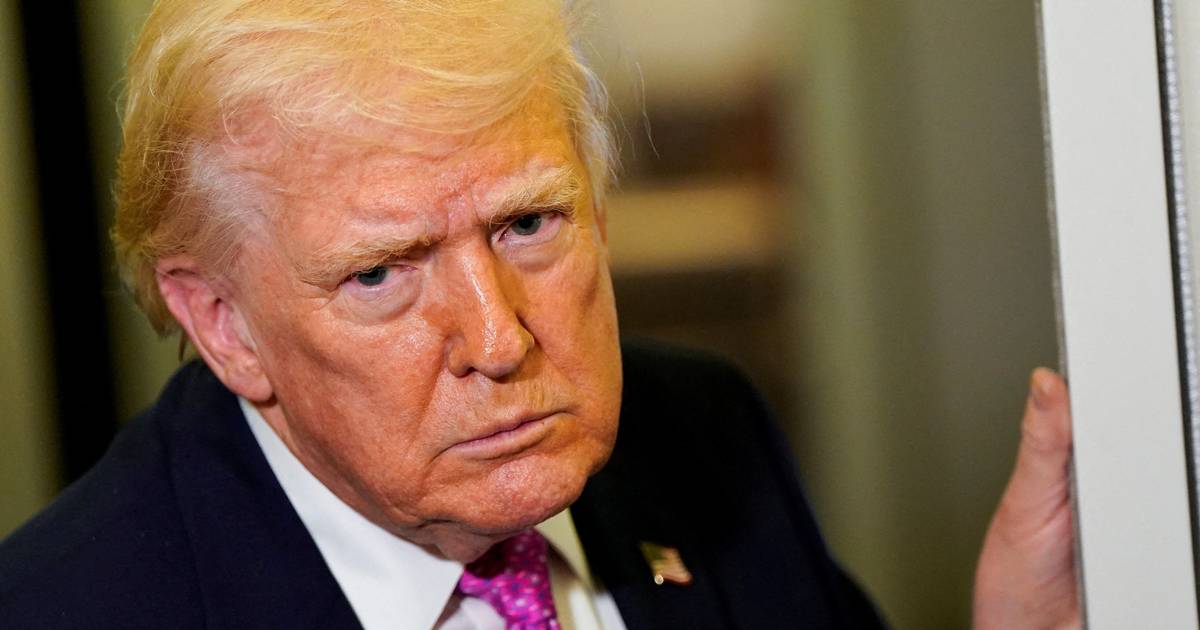 Trumps partikammerater smutter, mens svært midtvejsvalg truer