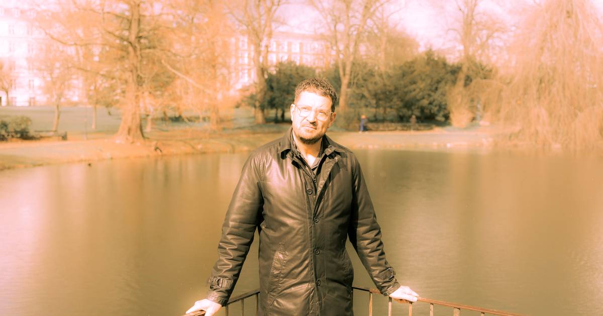 En dag stod han mellem Moses Hansen og et oversavet jagtgevær: »Far, jeg kommer ikke til at gøre det på din måde«