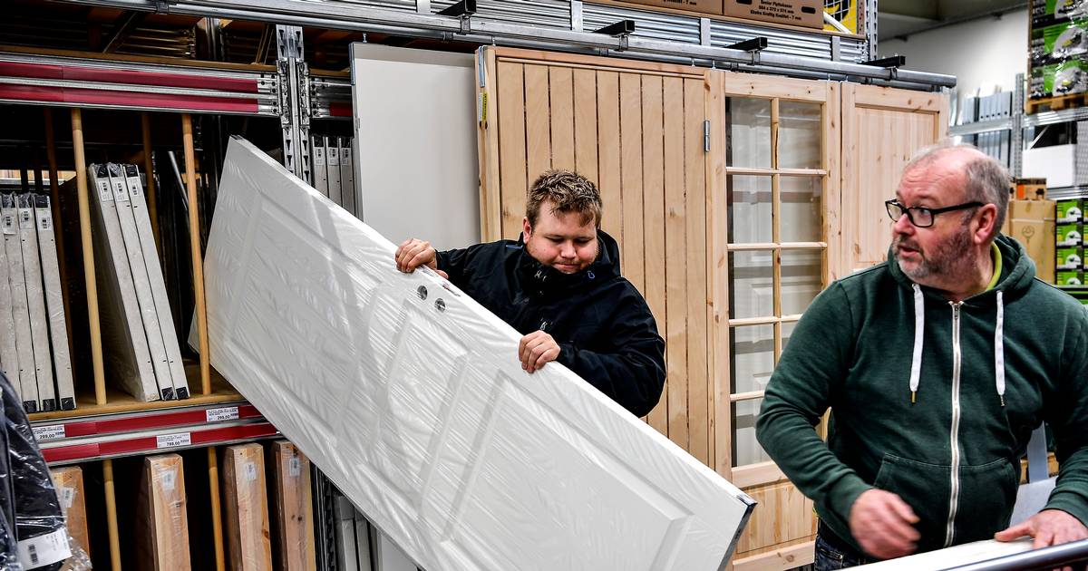 Byggematerialer bliver dyrere – og regningen ender hos forbrugerne