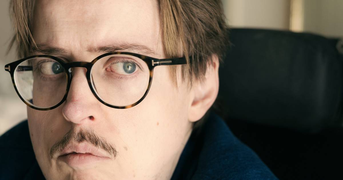 Da Rasmus hørte latteren, kunne han ikke sove:  »Jeg var chokeret og rasende«