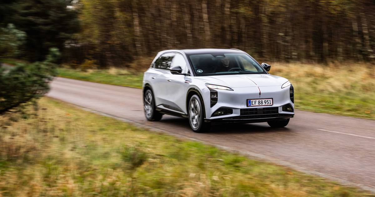 Problemerne tårner sig op:  Dansk importør advarer mod farlige systemer i kinesisk luksusbil