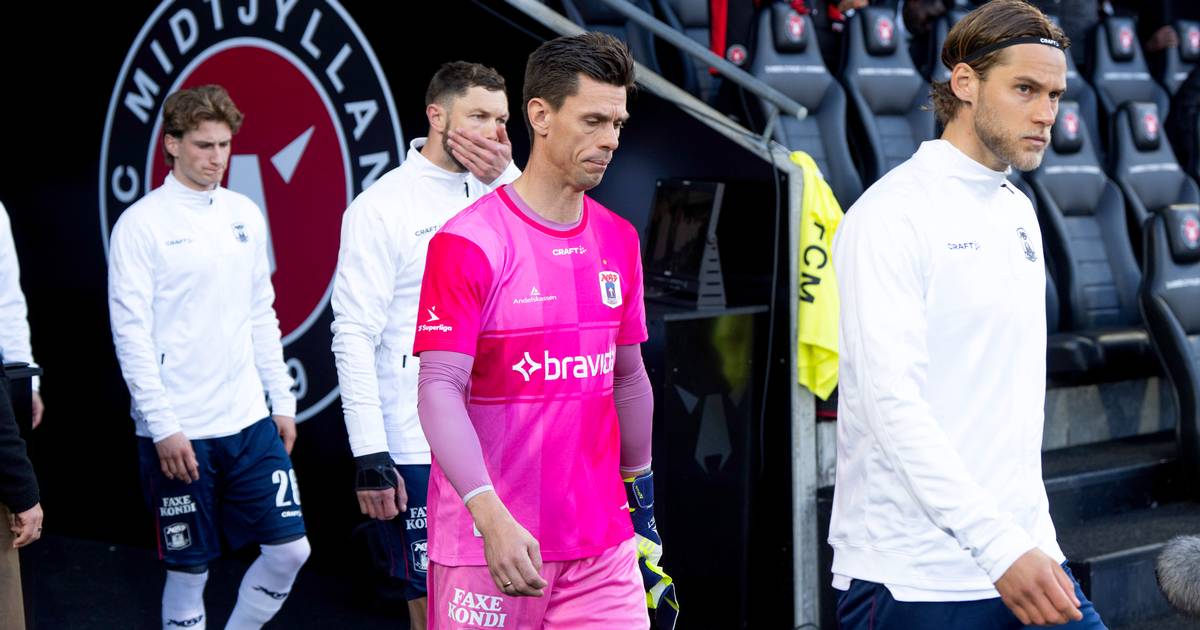 Topopgør i Farum:  AGF jagter guld – FC Nordsjælland lugter bronze