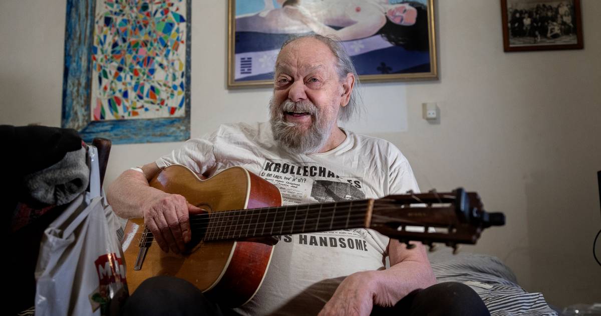 »Vi kommer til at savne ham utroligt meget«: Musiker Stig Møller er død