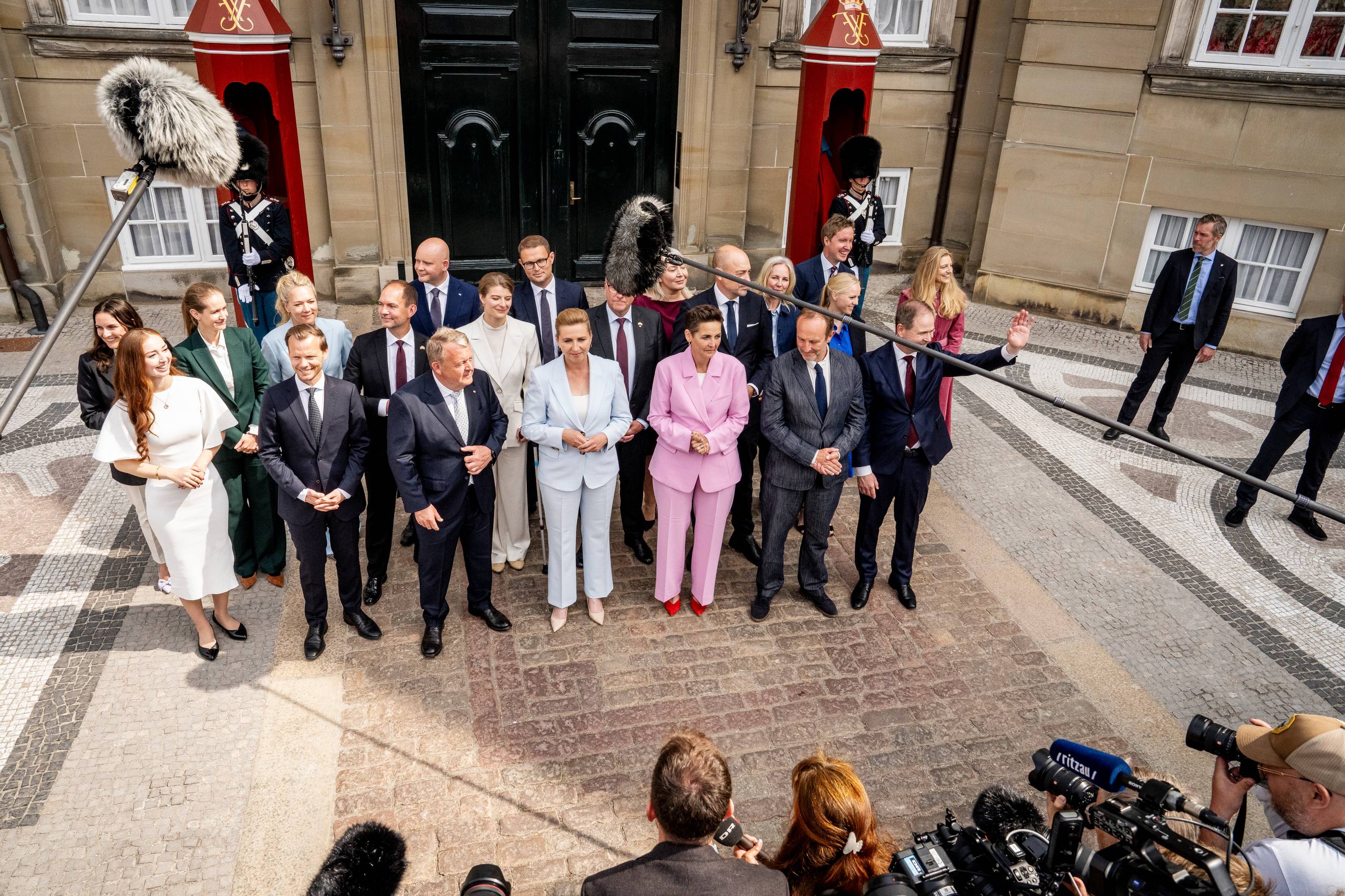 To nyudnævnte ministre går på orlov fra Folketinget