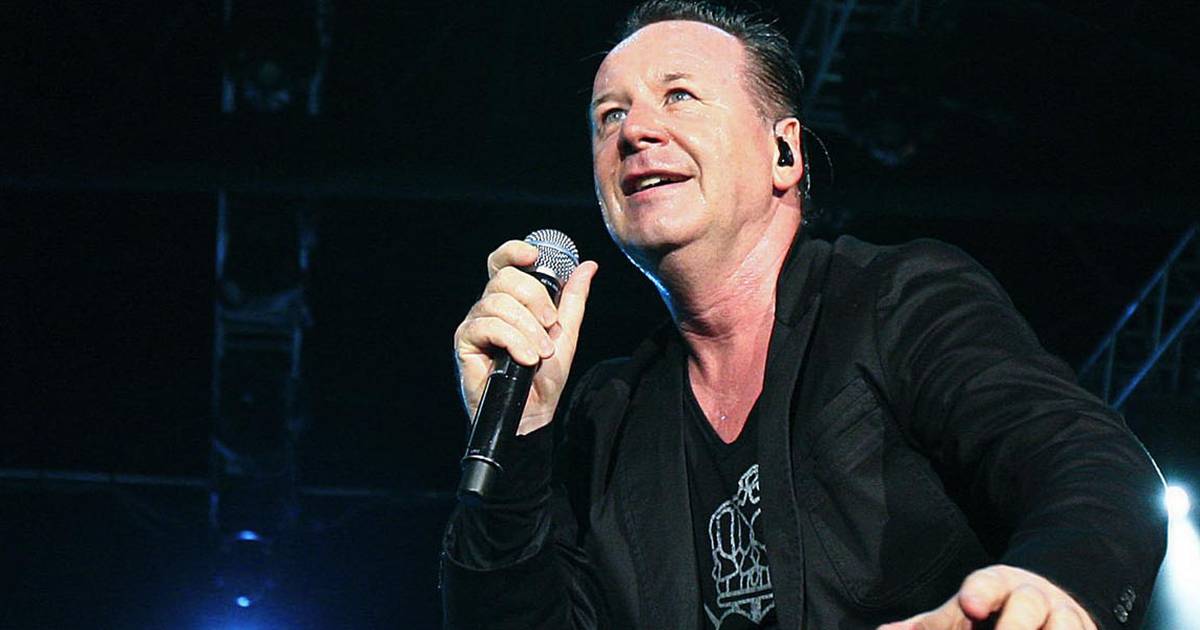 Simple Minds (Falconer Salen)