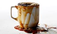 De daglige kaffeoptankninger lægger beslag på millioner af arbejdstimer om året samlet set hos den danske arbejdsstyrke. Er det spildtiden værd? Foto: Rune Pedersen