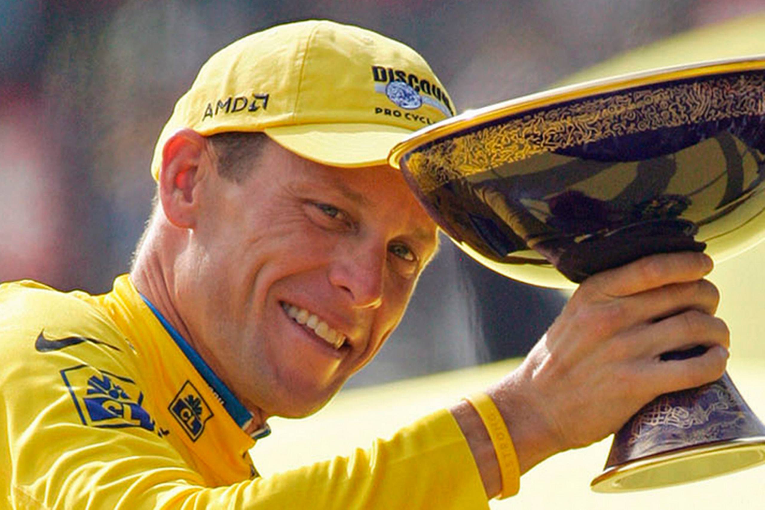 År efter år dopede Lance Armstrong sig lige for næsen af dem, som skulle stoppe ham, uden at det blev opdaget.