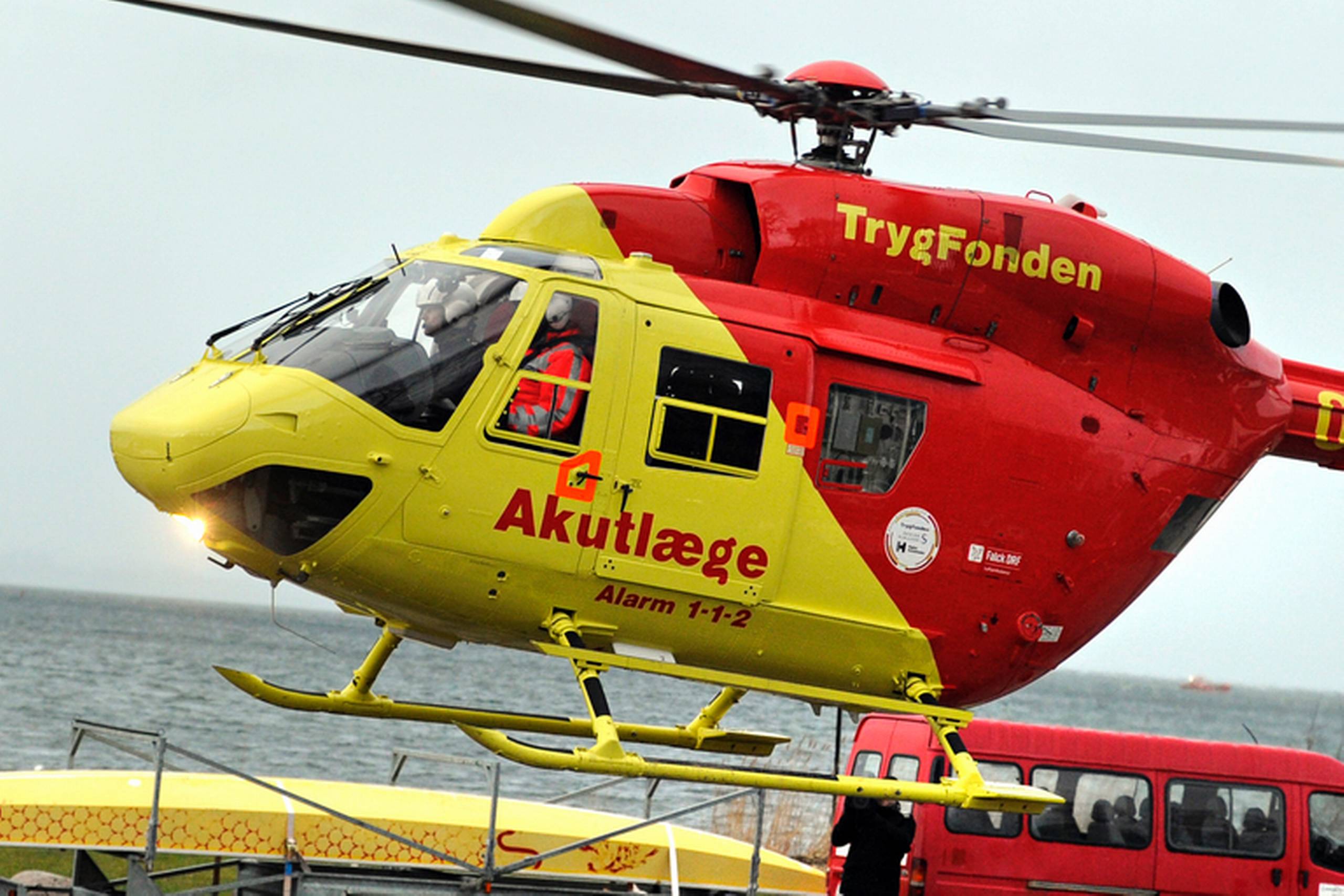 13 elever var med i dragebåden, da den kæntrede i Præstø Fjord. De måtte svømme i land eller reddes op fra det iskolde vand. 