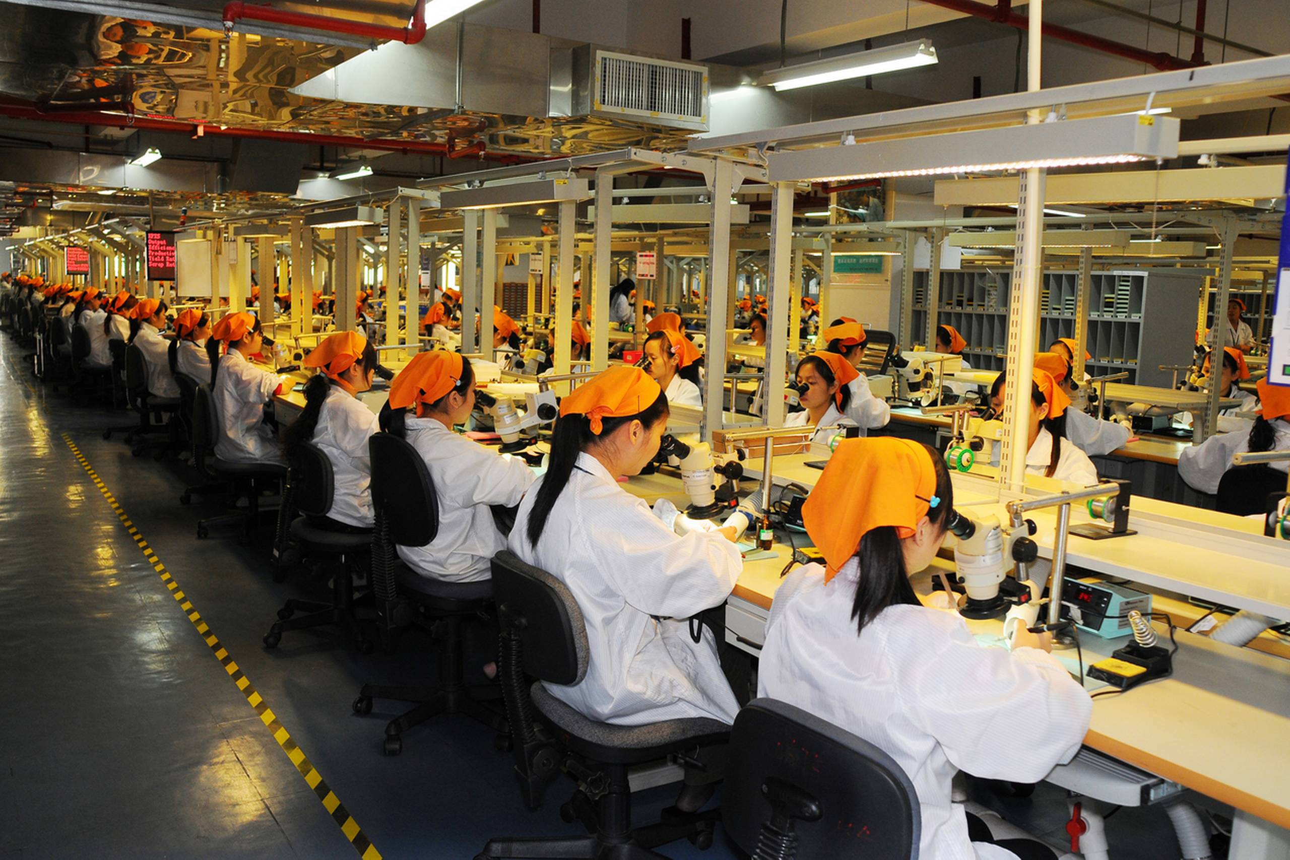 GN Store Nord flyttede tidligt sin produktion ud af Danmark og Europa. I dag bliver koncernens høreapparater udelukkende produceret i Xiamen i Kina.