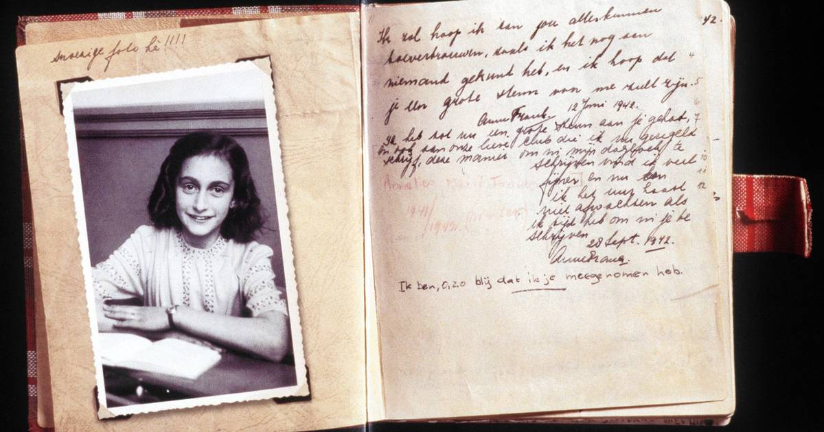 Anne Franks berømte er nu på nettet