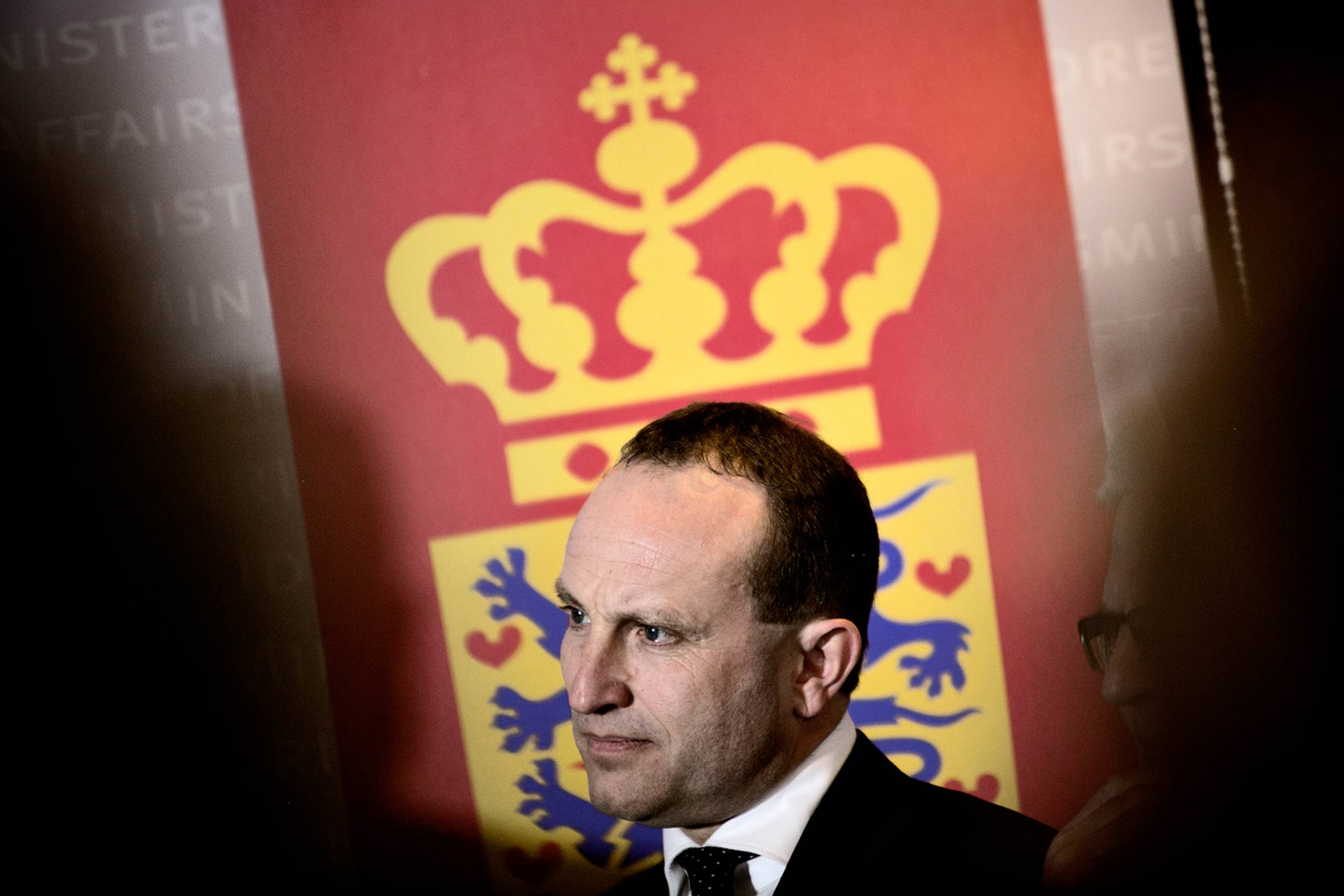 Udenrigsminister Martin Lidegaard (R).