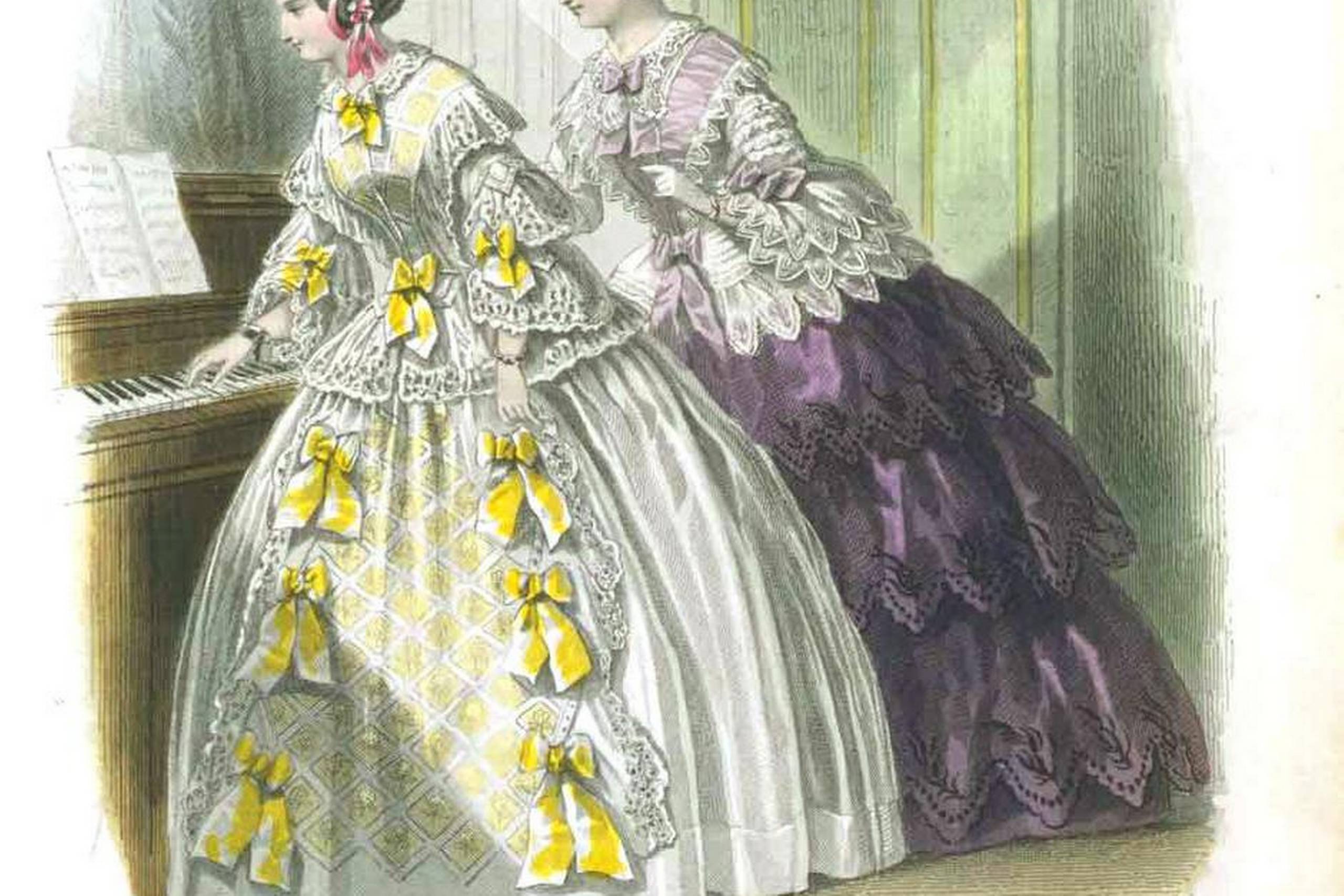 Modeskitse, der viser den sidste nye, viktorianske mode med lav halsudskæring, flæser og et stort, rundt skørt. Fra Petit Courier des Dames, februar 1845.