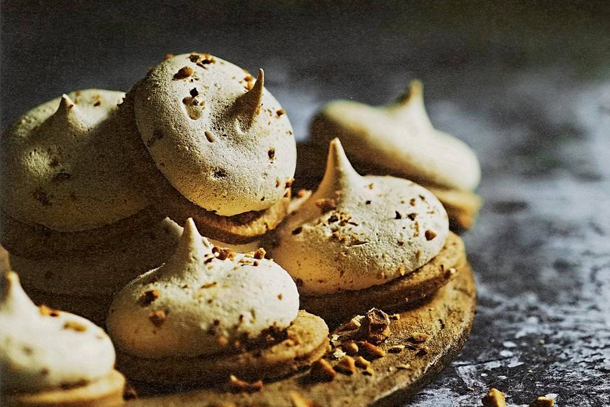 Ingenting er en yndet afslutningsdelikatesse på det sønderjyske kaffebord. Den skattes af mange i landsdelen som verdens bedste småkage. Foto: Mikkel Adsbøl