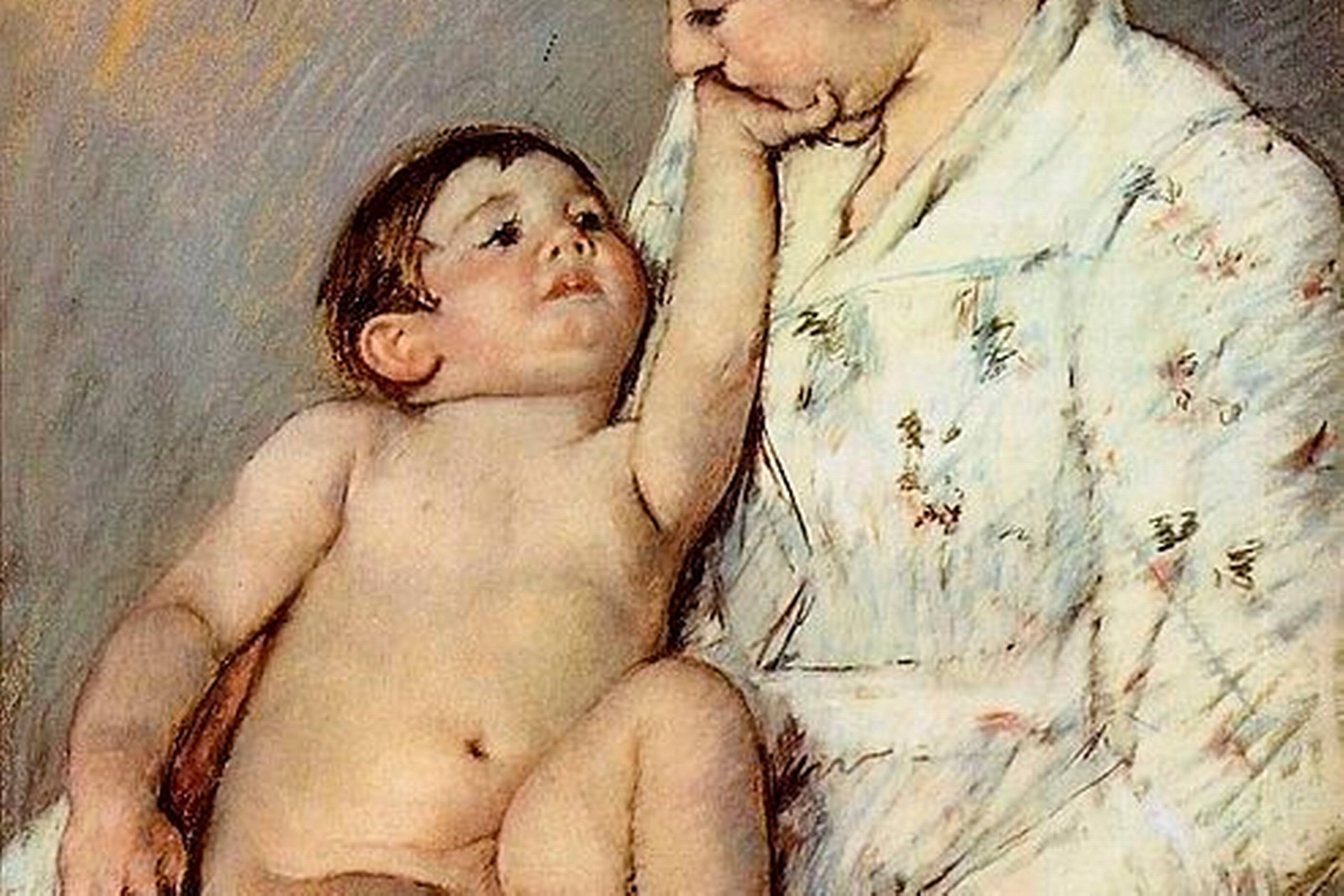Symbiosen mellem mor og barn på Mary Cassatts billede ”Baby’s First Caress” viser kærlighedens stærke kropslige fundament. Barnet spejler sig konstant i sin mors bevægelser. Originalen hænger på New Britain Museum of American Art i Connecticut, USA. Illustration: Wikimedia Commons
