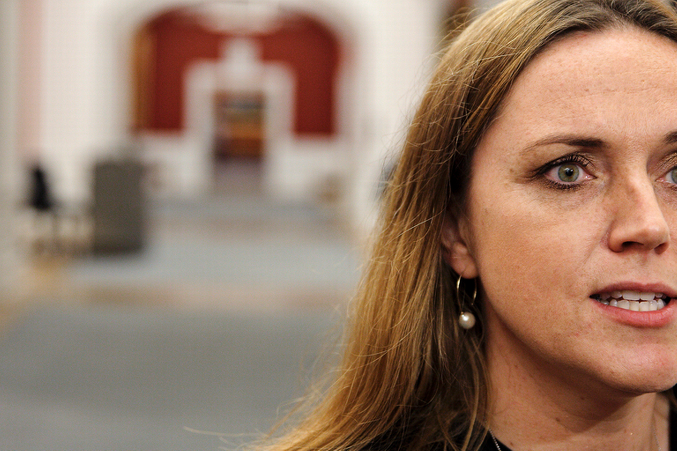 Karen Hækkerup, fhv. justitsminister, oplyste i august til Folketinget, at antallet af forventede asylansøgere var stigende og ville ligge på 10.000. To uger forinden havde Justitsministeriet dog opjusteret prognosen til at være 13.000 asylansøgere.