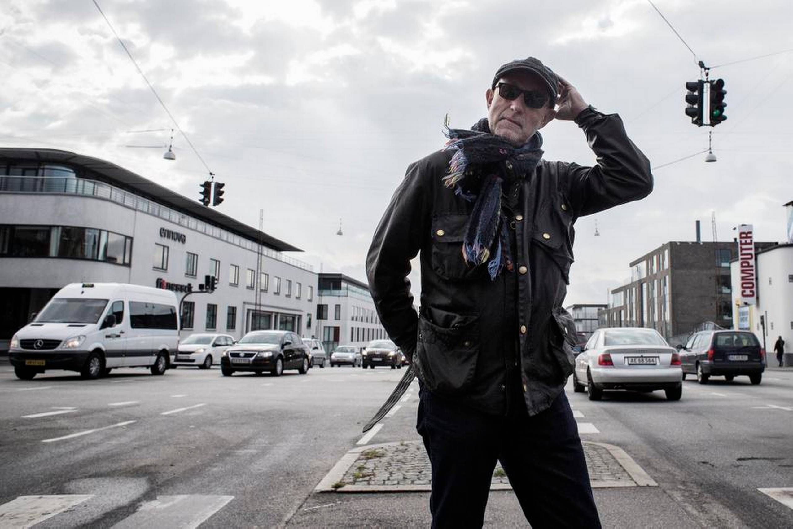 Tager man opstilling på den aarhusianske ringgade, gælder det om at holde på hat og briller. Gaden er befærdet med et utal af Kevin Magnussen-wannabees, og her skifter man vognbane, hyppigere end man skifter gear. Foto: Casper Dalhoff