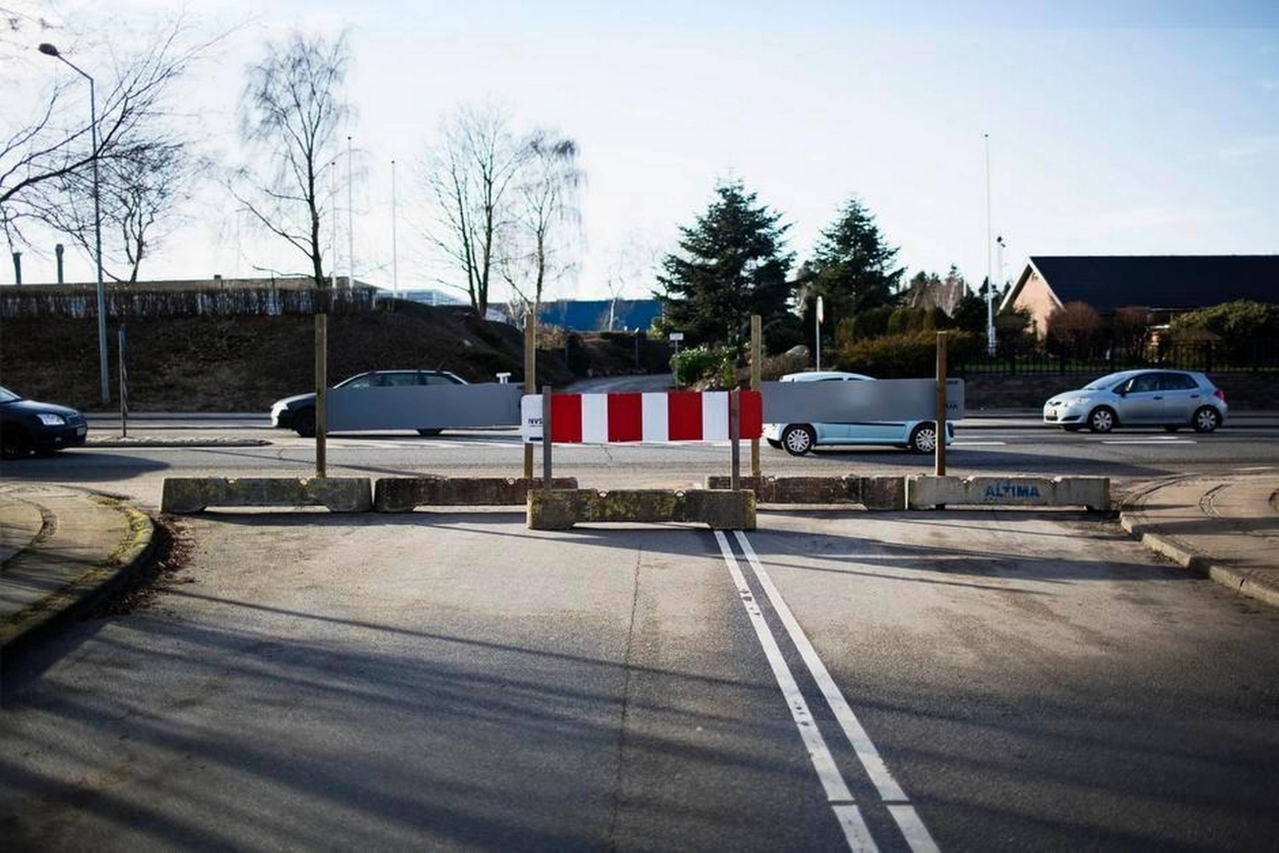 Beboergruppens klage over lukningen af Sandmosevej argumenterer bl.a. med trafiktællinger, som viser voldsom stigning i trafikken på visse villa- og skoleveje. Arkivfoto: Katrine Marie Kragh
