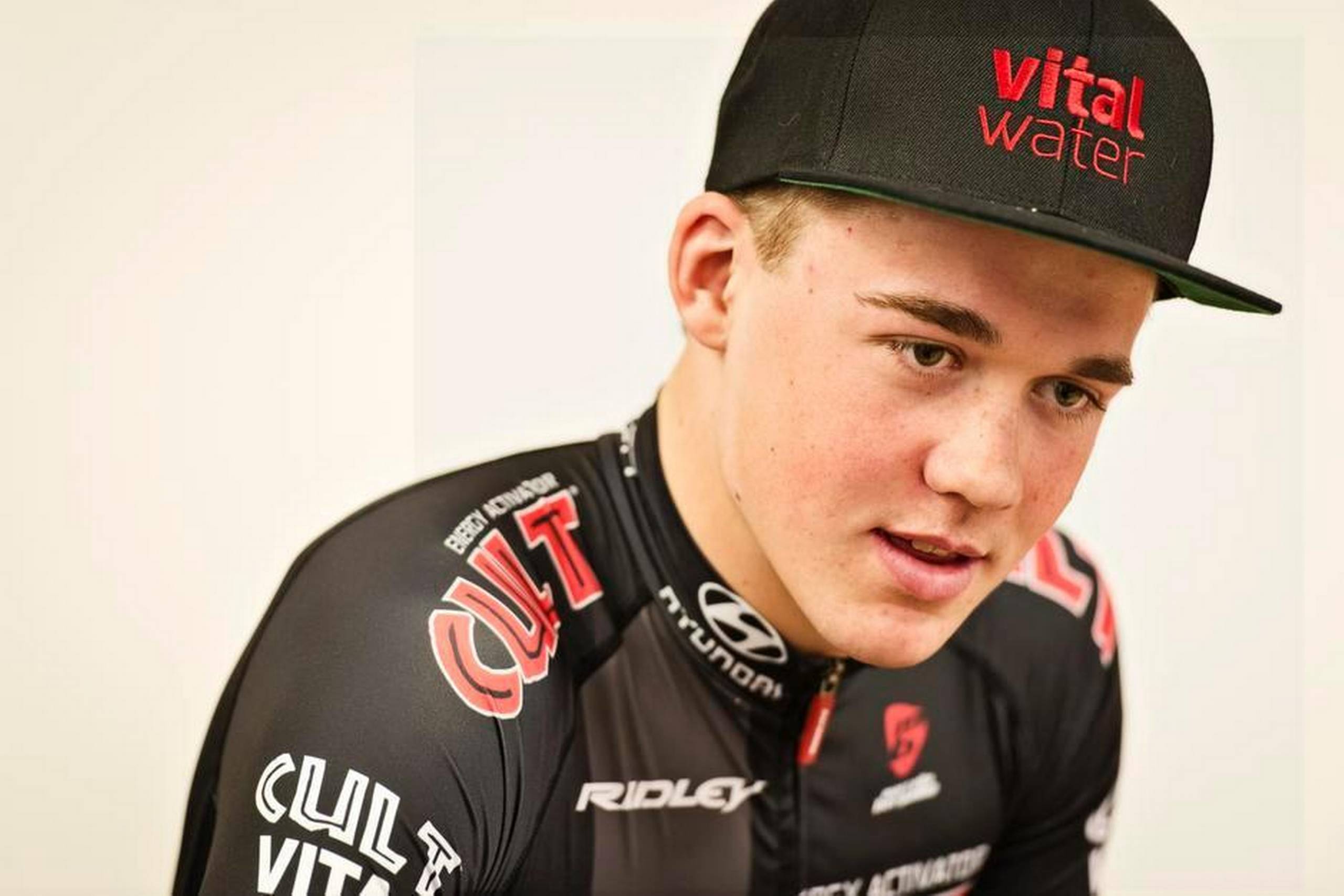 Den kun 19-årige Mads Pedersen fik ros af den garvede Lotto-rytter Lars Bak for indsatsen i sidste uges Dwars door Vlaanderen. Foto: Philip Davali/Polfoto