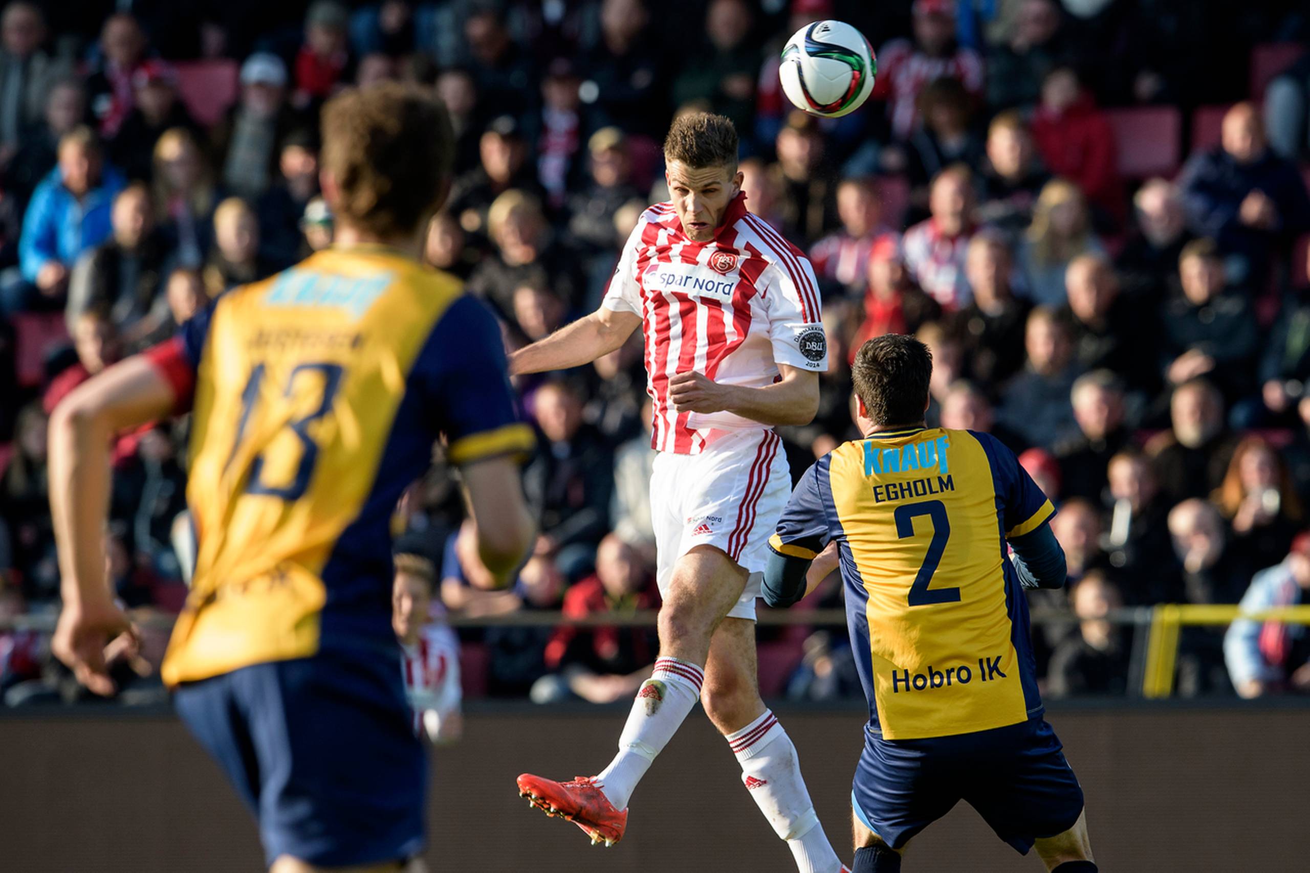 Ifølge Pieter Niewenhuis skal et eventuelt slutspil om mesterskabet indeholde mindst seks hold. »Det gælder om at gøre Superligaen så spændende som muligt, ellers vil folk hellere se håndbold eller serier på Netflix,« siger Pieter Nieuwenhuis. Arkivfoto: René Schutze