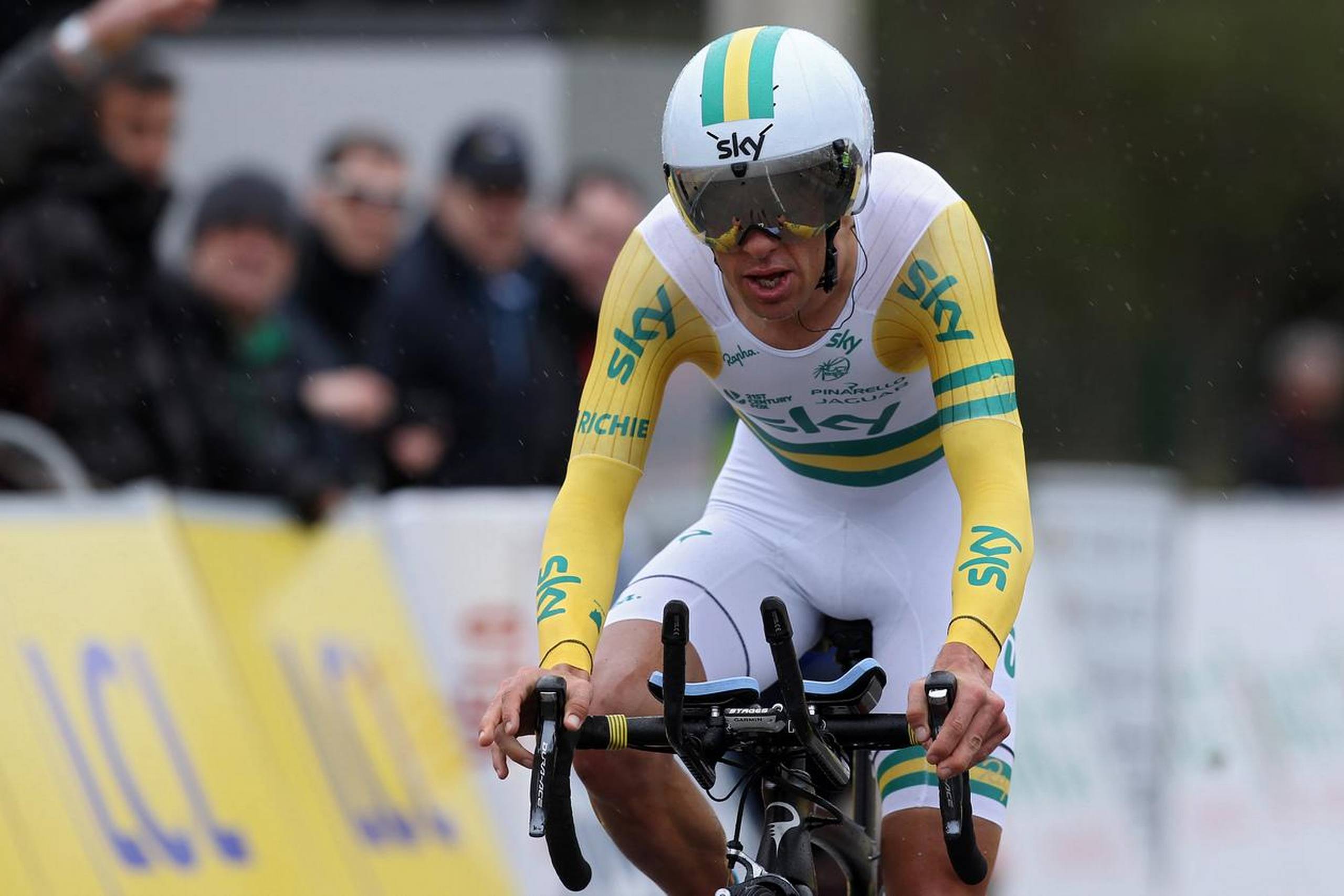 Snorker Richie Porte så meget, at holdets manager var nødsaget til at lade ham sove i en autocamper under årets Giro d’Italia?