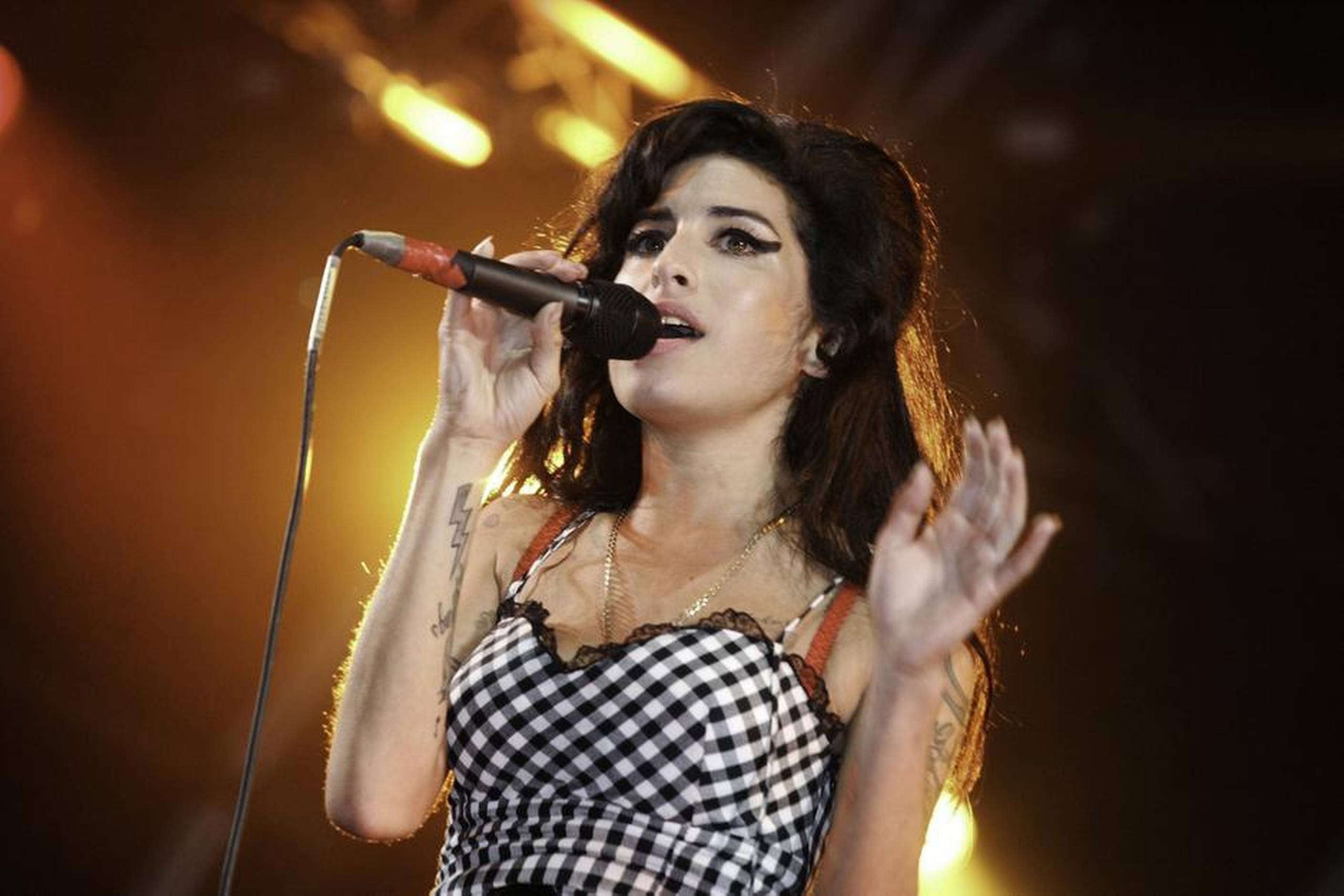 Smukke, talentfulde Amy Winehouse, der døde for fire år siden, var helt sin egen. Ny fremragende dokumentarfilm fortæller hendes historie.