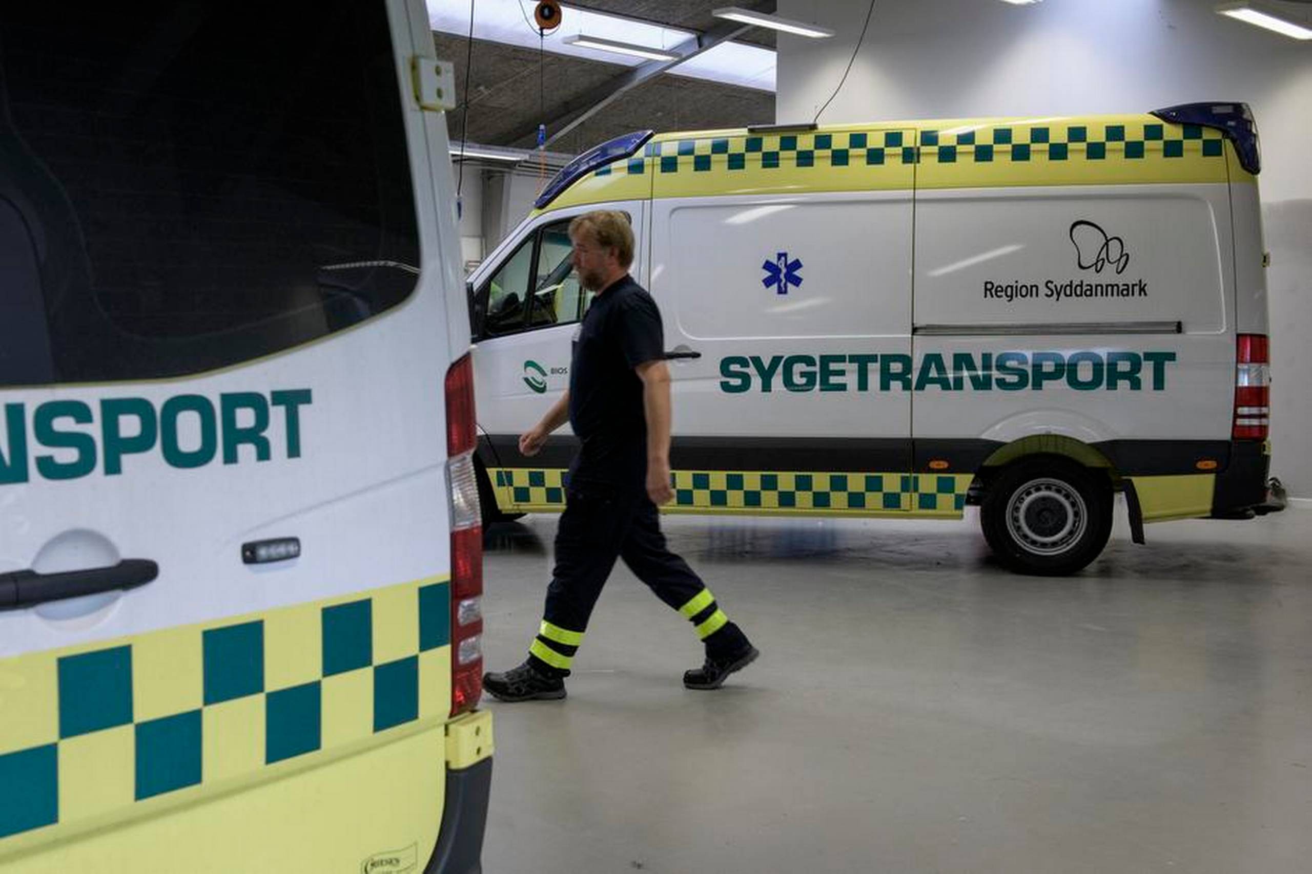 Sammenlagt tager det mellem fire og fem år fra uddannelsesstart til færdiguddannet ambulancebehandler. Foto: Joachim Ladefoged