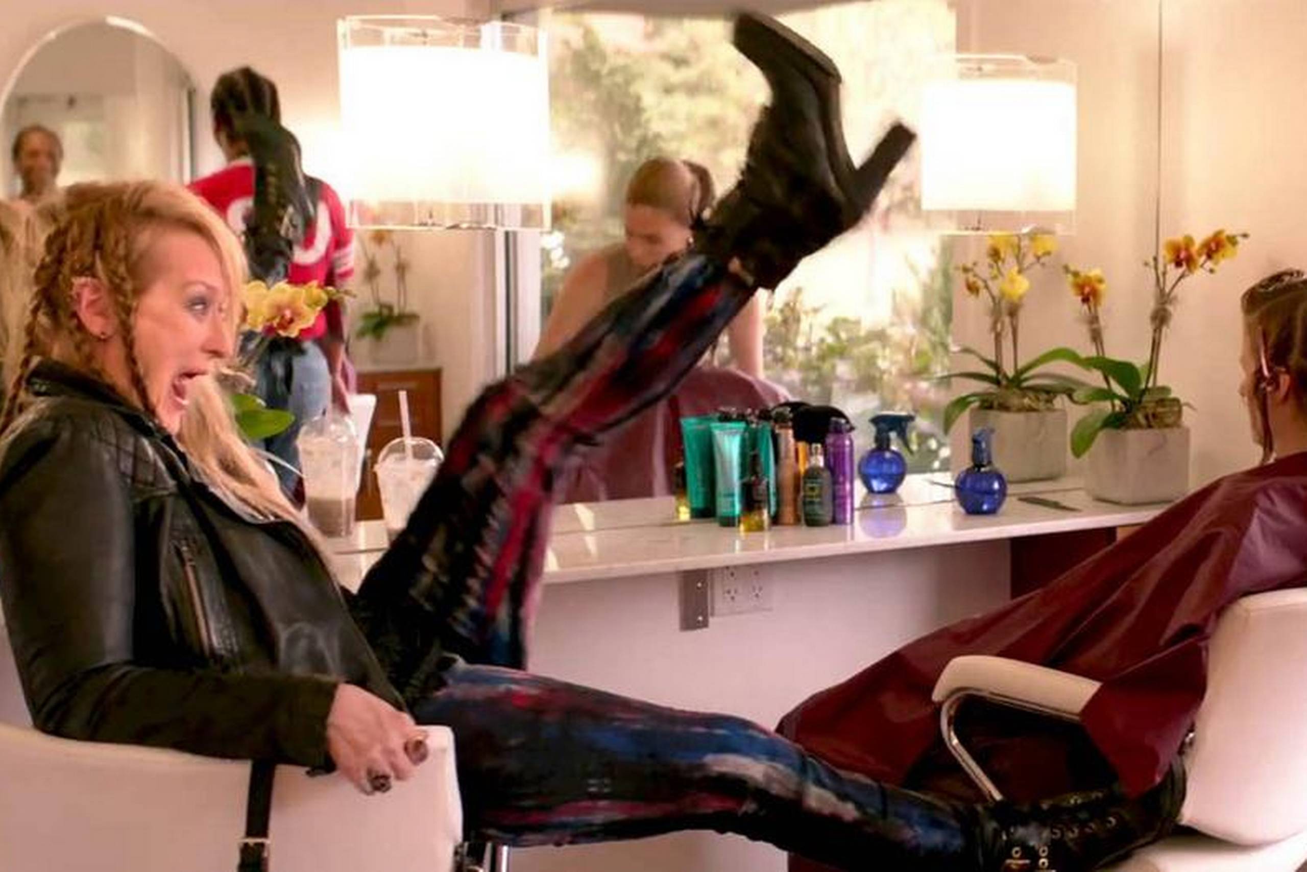 Meryl Streep giver den gas i rollen som Ricki, der ikke helt slår til som hverken rockstjerne eller mor. Foto: UIP