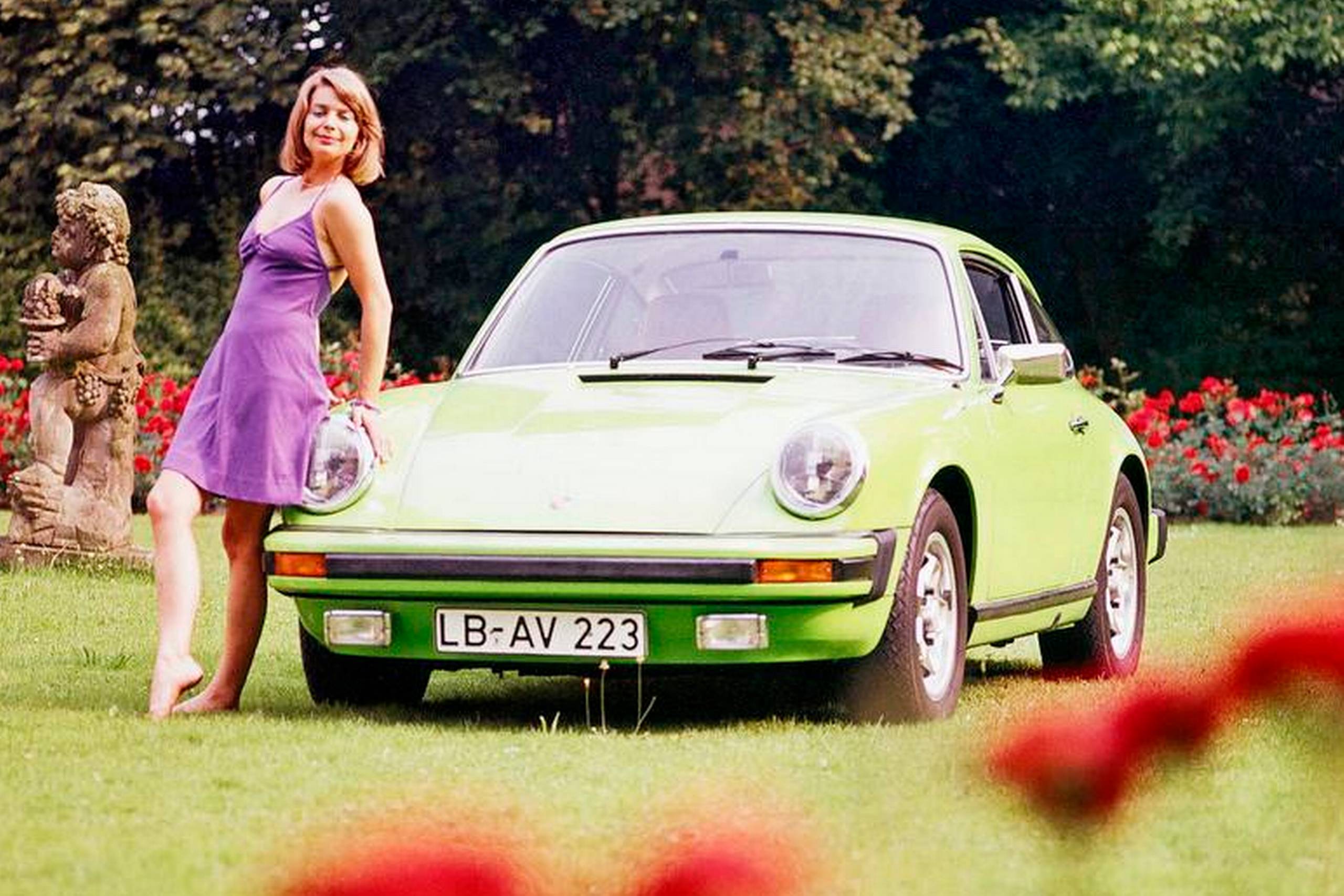 De første årgange af Porsche 911 frem til 1973 er steget kraftigt i værdi, efterhånden som nostalgiske og pengestærke tys kere har købt modeller op verden over. Foto: Porsche