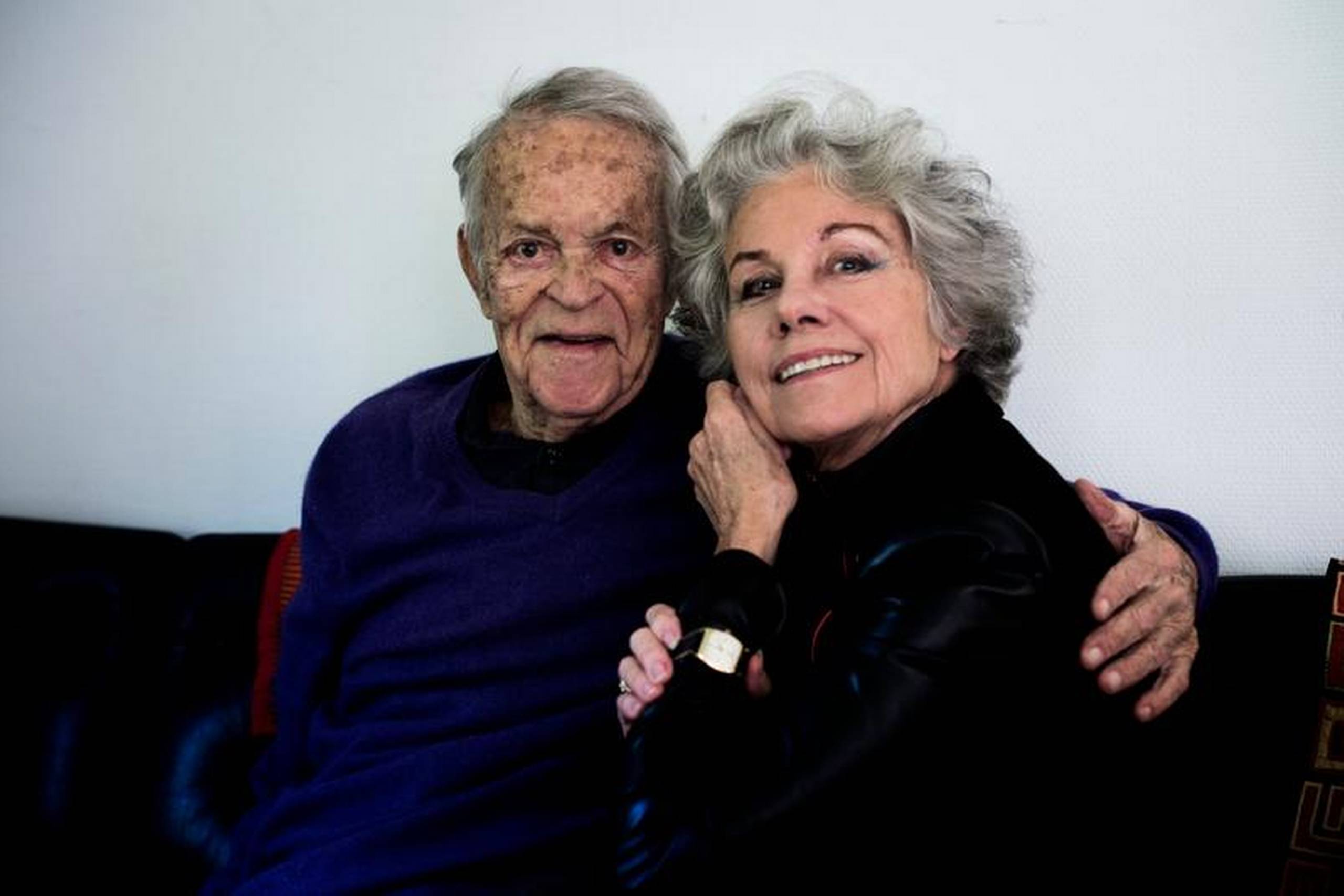 Svend Asmussen bor sammen med Ellen Bick Asmussen i Dronningmølle. De mødte hinanden for 13 år siden. Foto: Ida Munch 