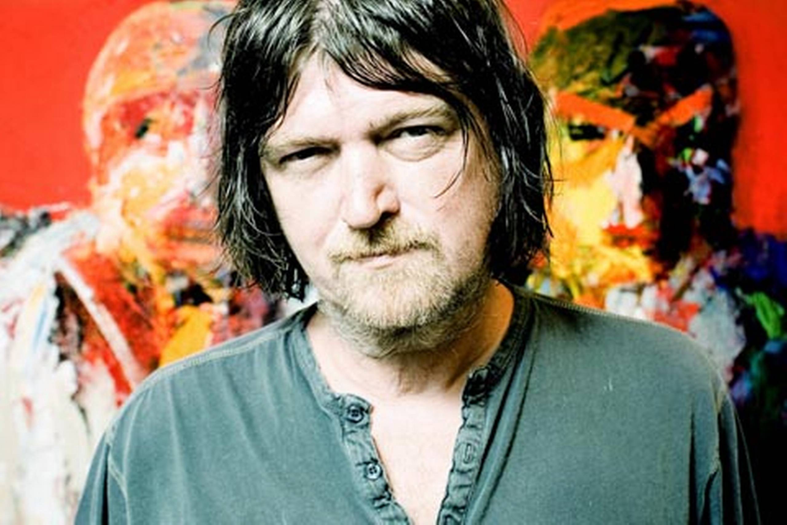 »Ta’r et skib til England, eller var det Rom«, synger Madsen et sted. Hans tekster på et album med blues, rock og pop er præget af en befriende uregerlig sproglig frihedstrang. Foto: Carsten Ingemann