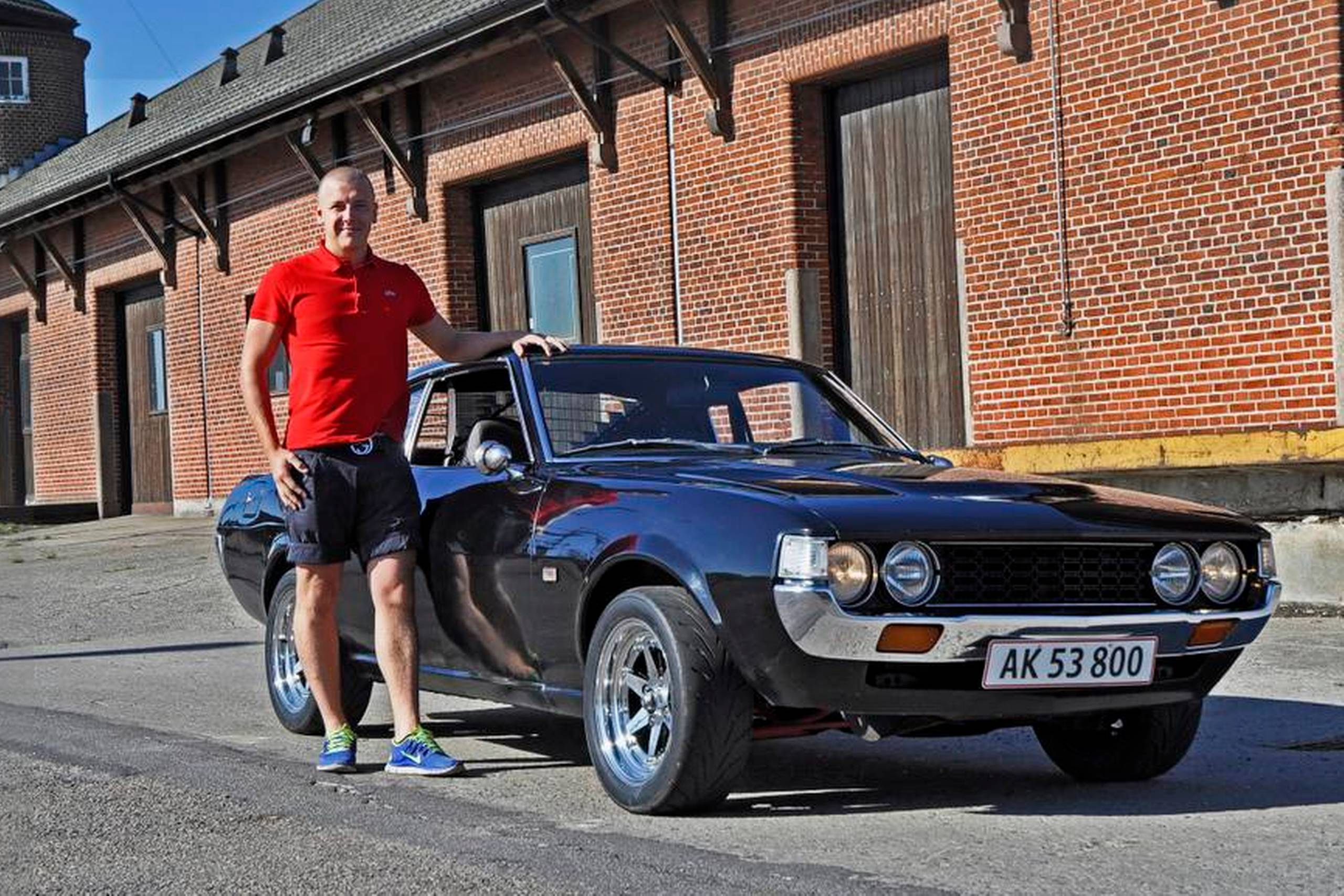 Bjørn Grann er faldet for charmen ved den sjældne Toyota Celica RA28 2000ST-sportsvogn fra 1977. Fotos: Jens Overgaard