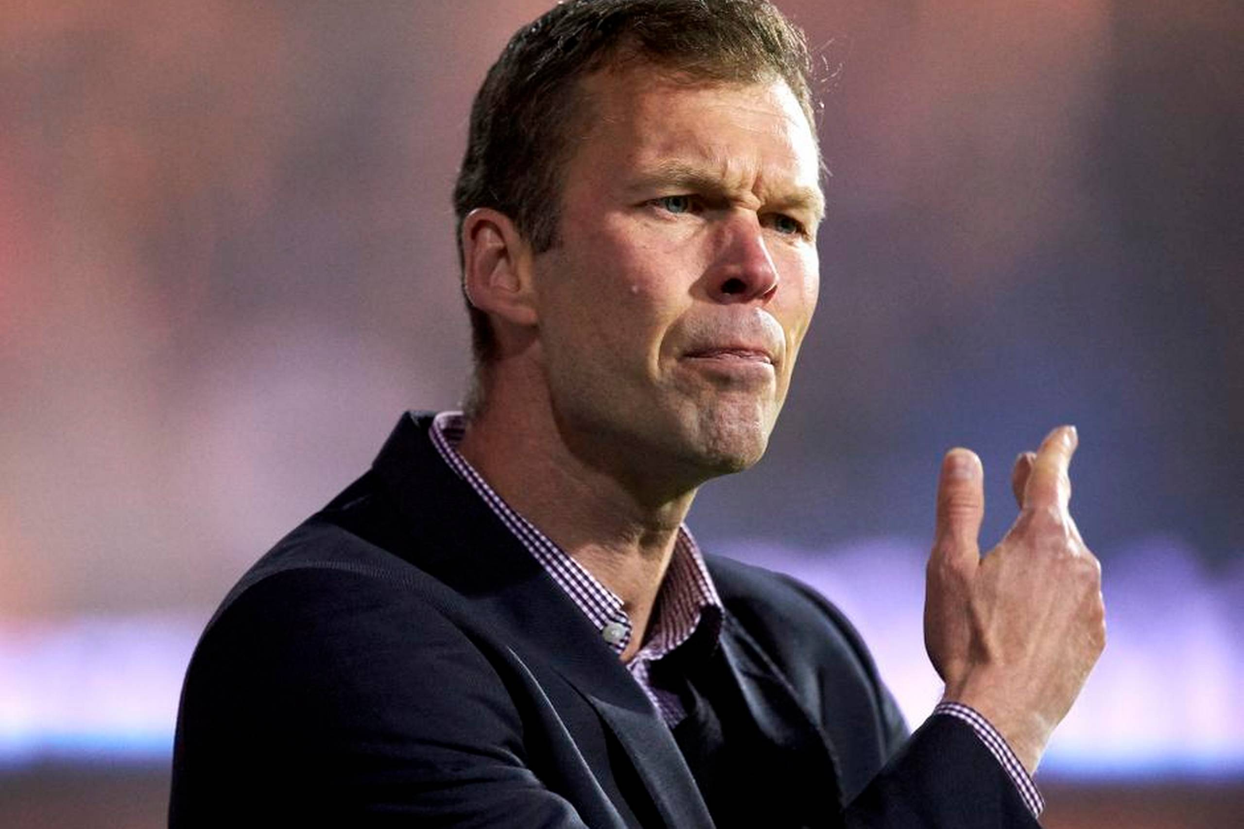 AGF-træner Morten Wieghorsts filosofi er, at den offensive base skal være på plads før den defensive. »Jeg er blevet åben for Wieghorsts filosofi, selv om man kan diskutere, om han bør gå lidt mere på kompromis omkring den,« mener Jesper Thygesen, fodboldekspert på Viasat. Foto: Claus Bonnerup/Polfoto