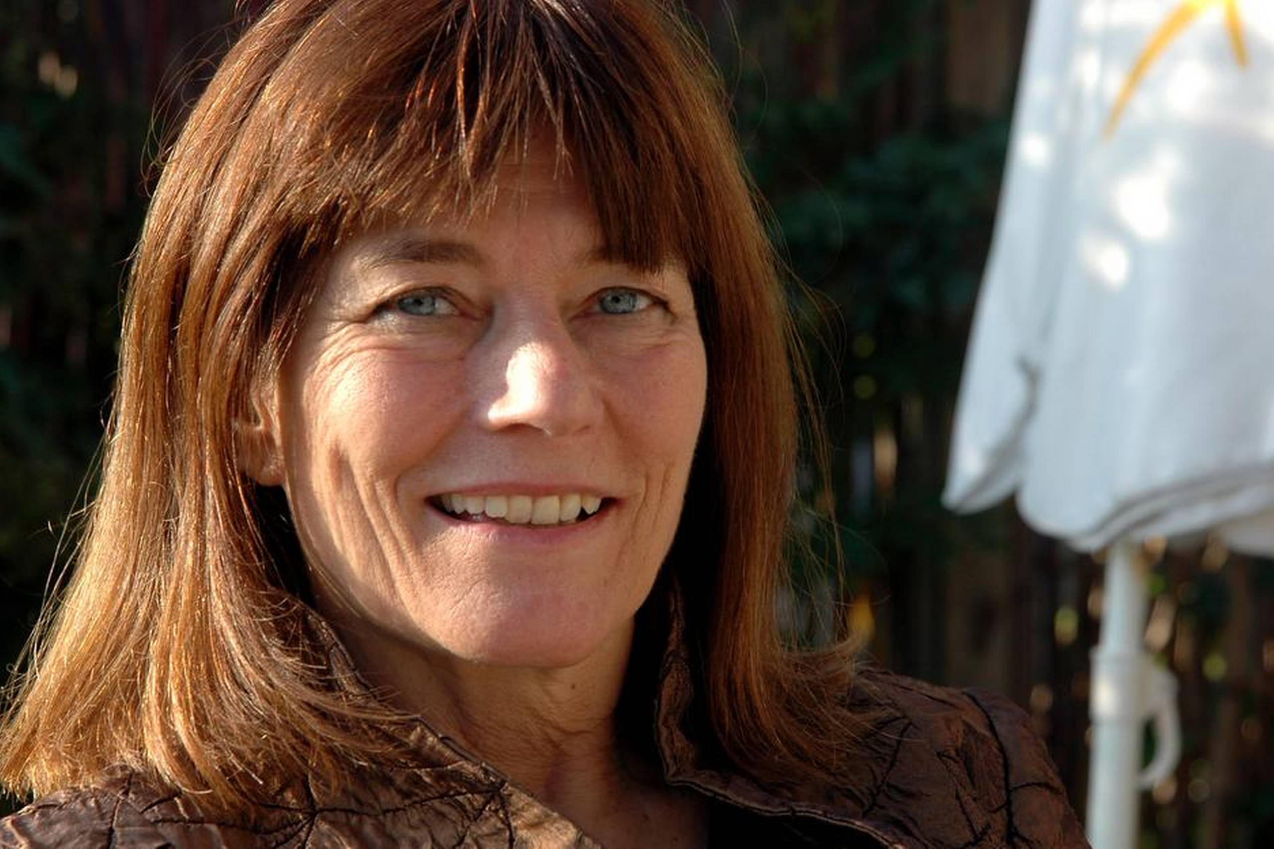 Billedkunstneren Naja Salto har i bogstaveligste forstand taget sin families kreative tråd op. Privatfoto