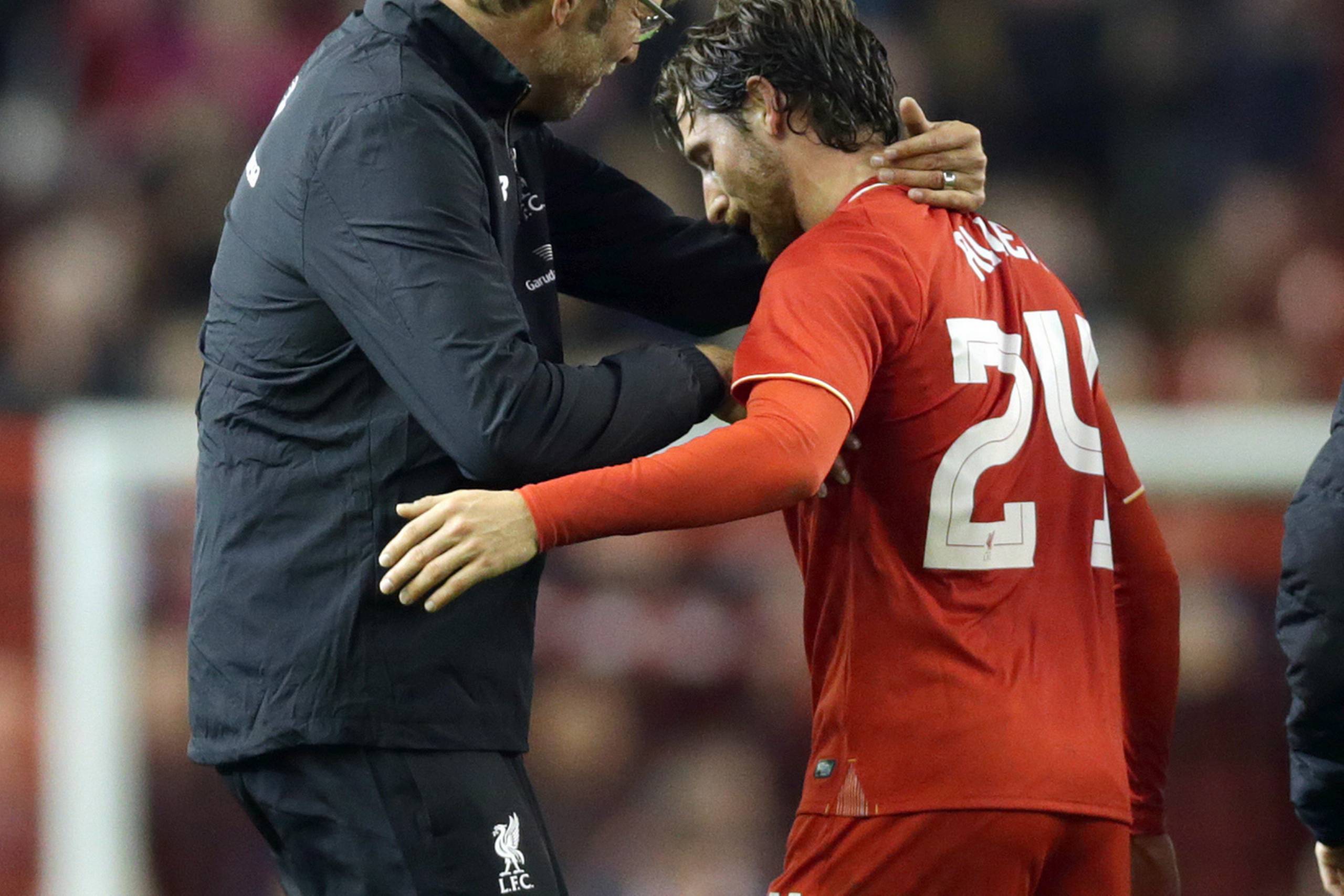 Den tidligere Liverpool-spiller Steven Gerrard siger, at Jürgen Klopp har løftet Liverpool ud af krisen og tilført klubben ny tro på fremtiden