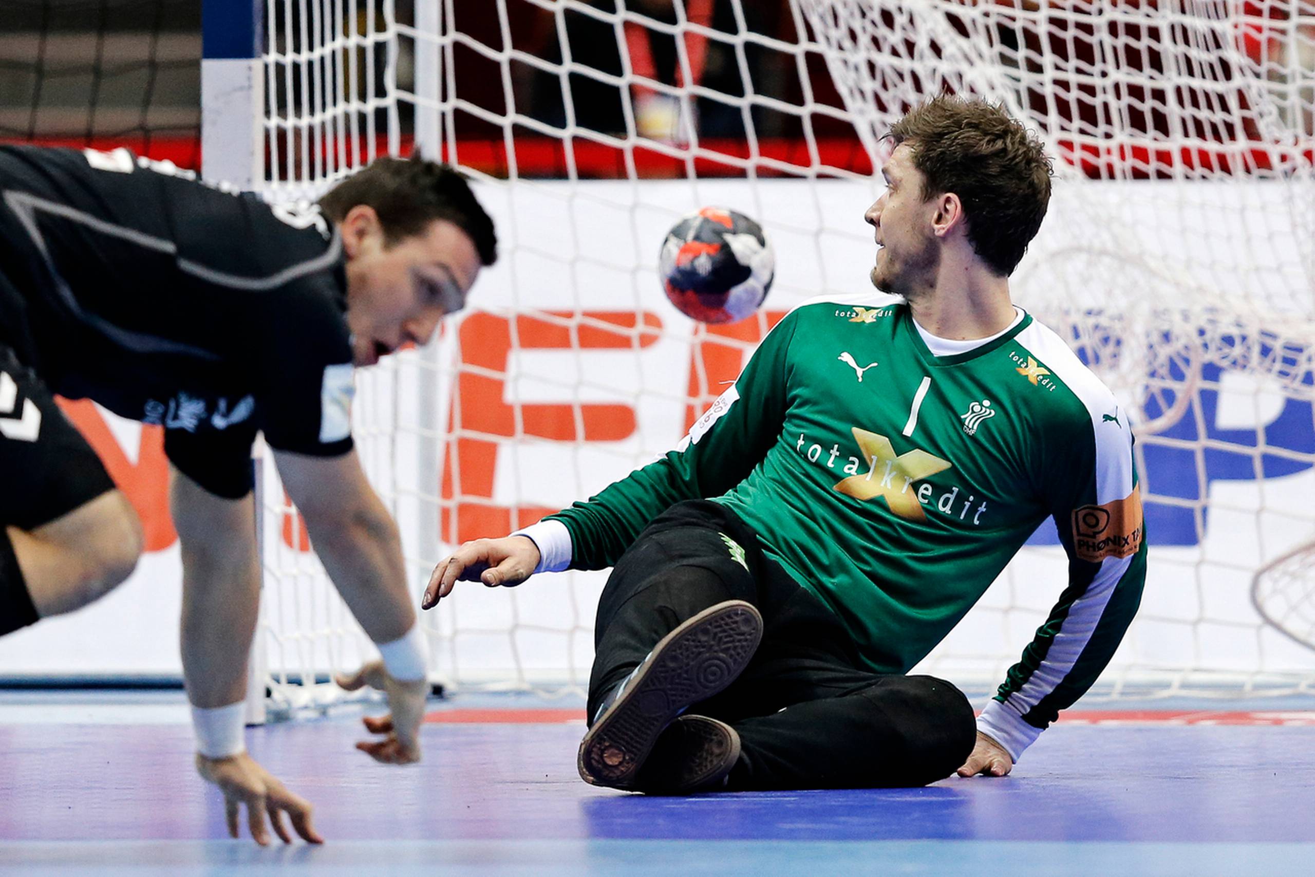 Niklas Landin havde ikke held med redningerne i kampen mod Montenegro.