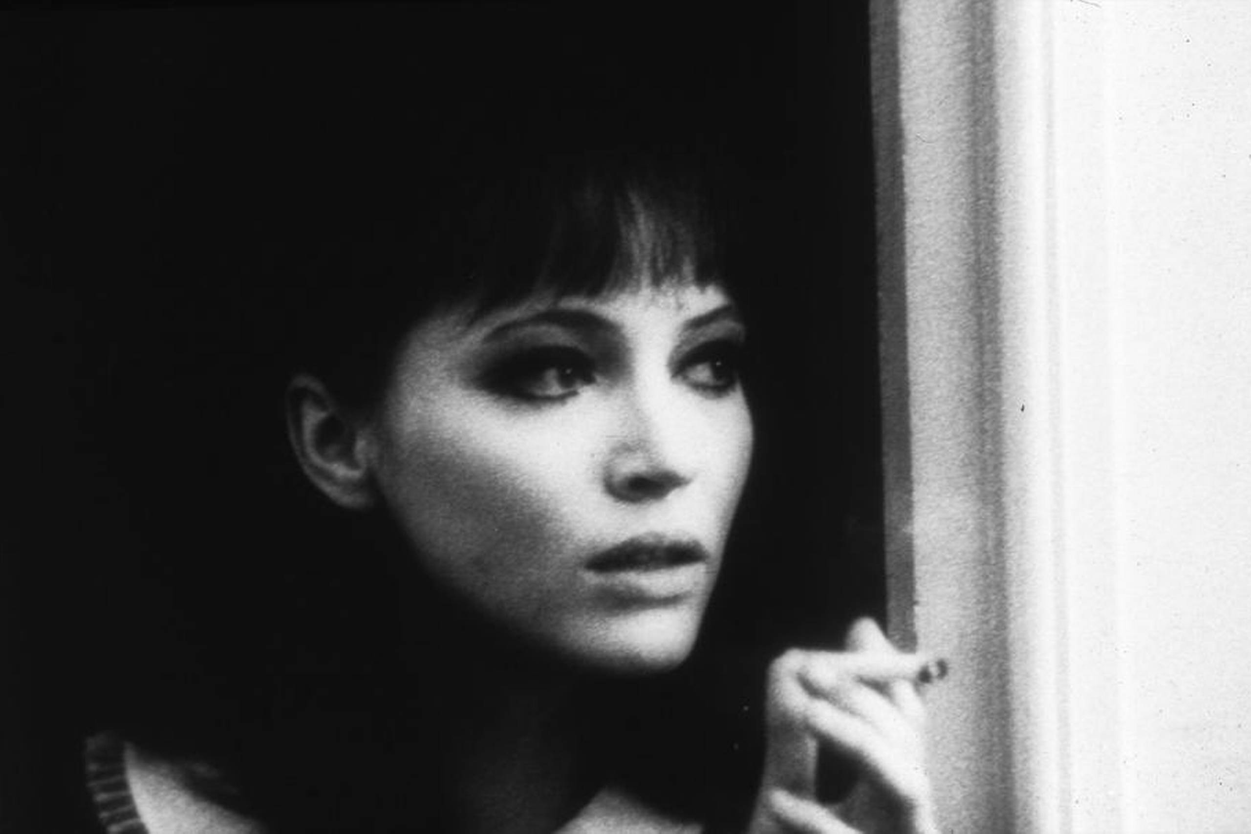 Anna Karina eller Hanne Karin Blarke Bayer i filmen ”Alphaville” (1965). Arkivfoto: Polfoto