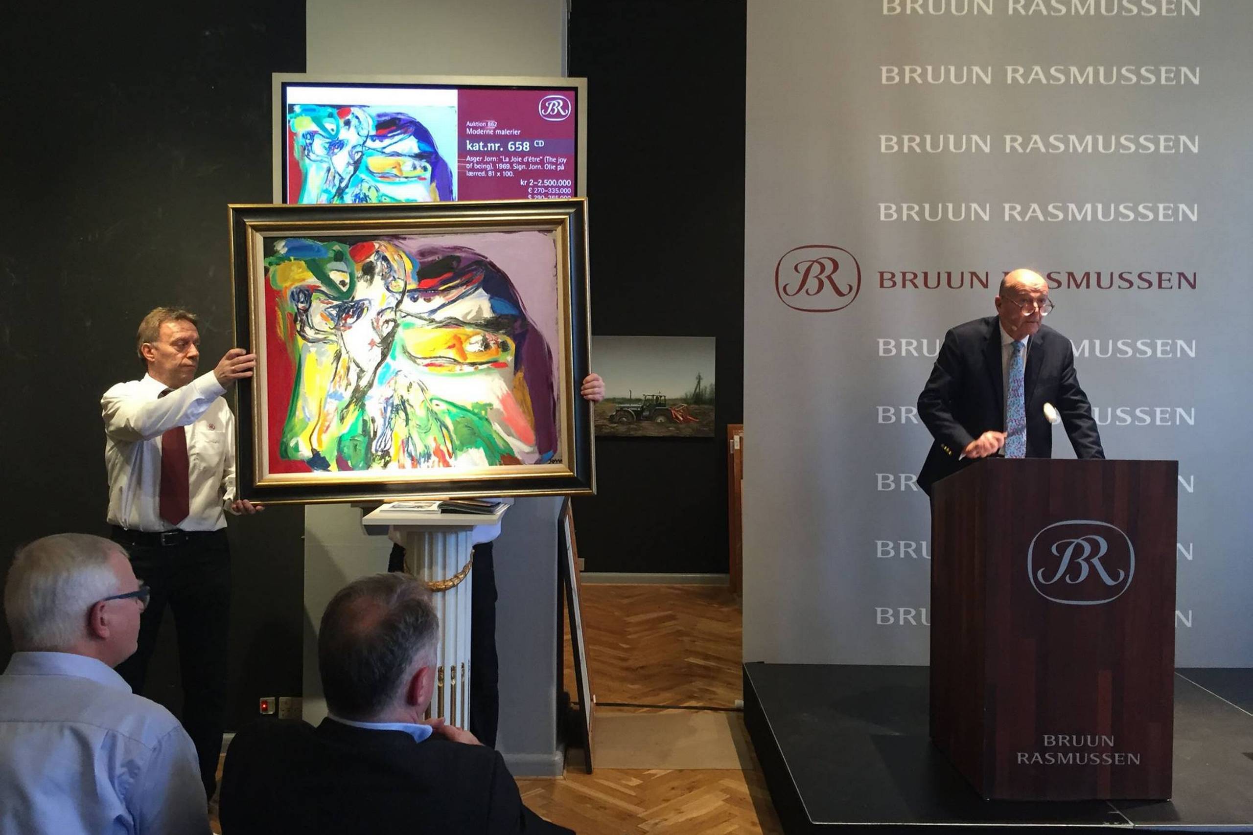 Et Asger Jorn maleri gik til 1,8 mio. kr. på aftenens internationale auktion hos Bruun Rasmussen. 