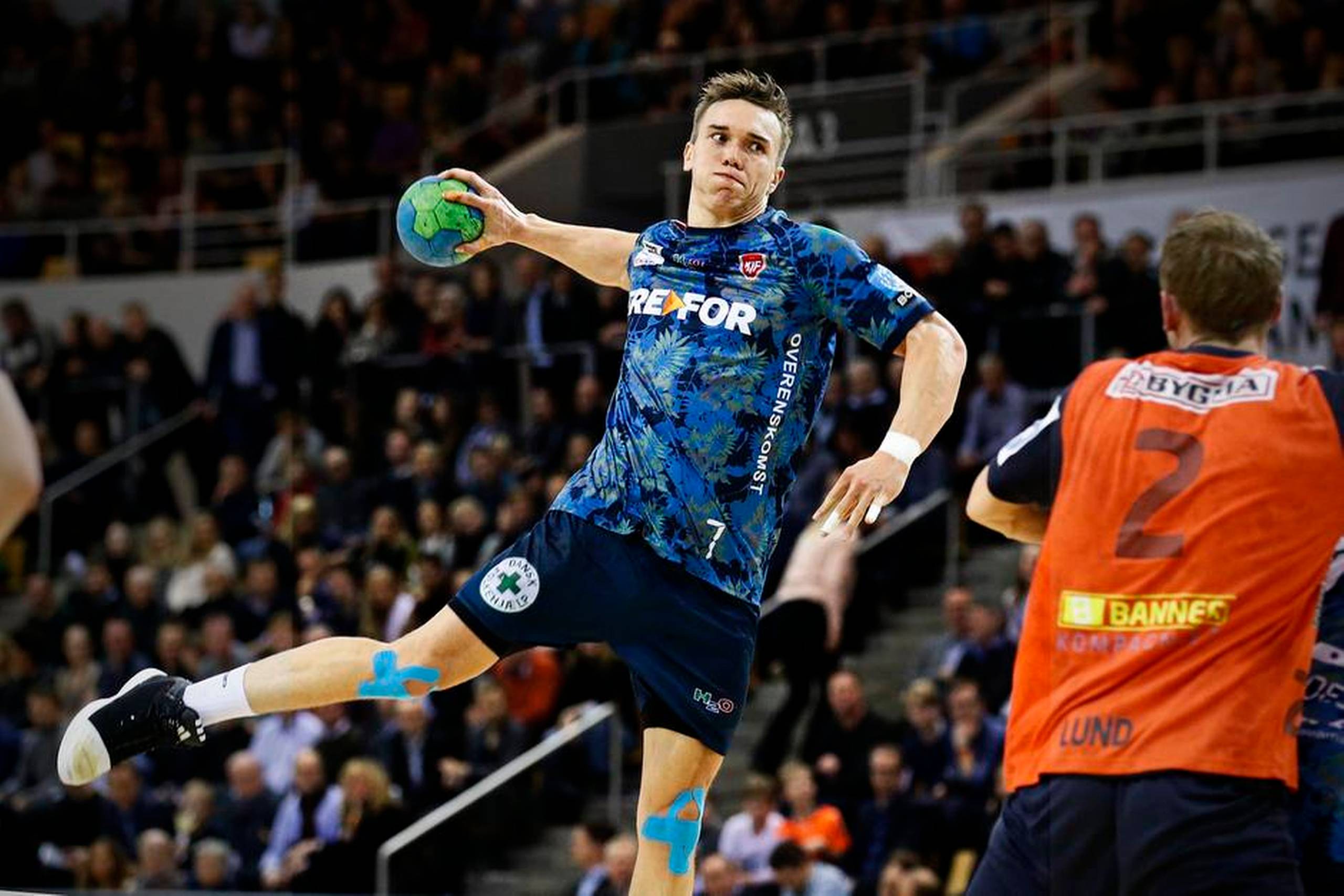 Koldings Lasse Andersson i aktion i opgøret mod Århus Håndbold. Andersson blev topscorer med 7 mål for Kolding. Foto: Ole Nielsen