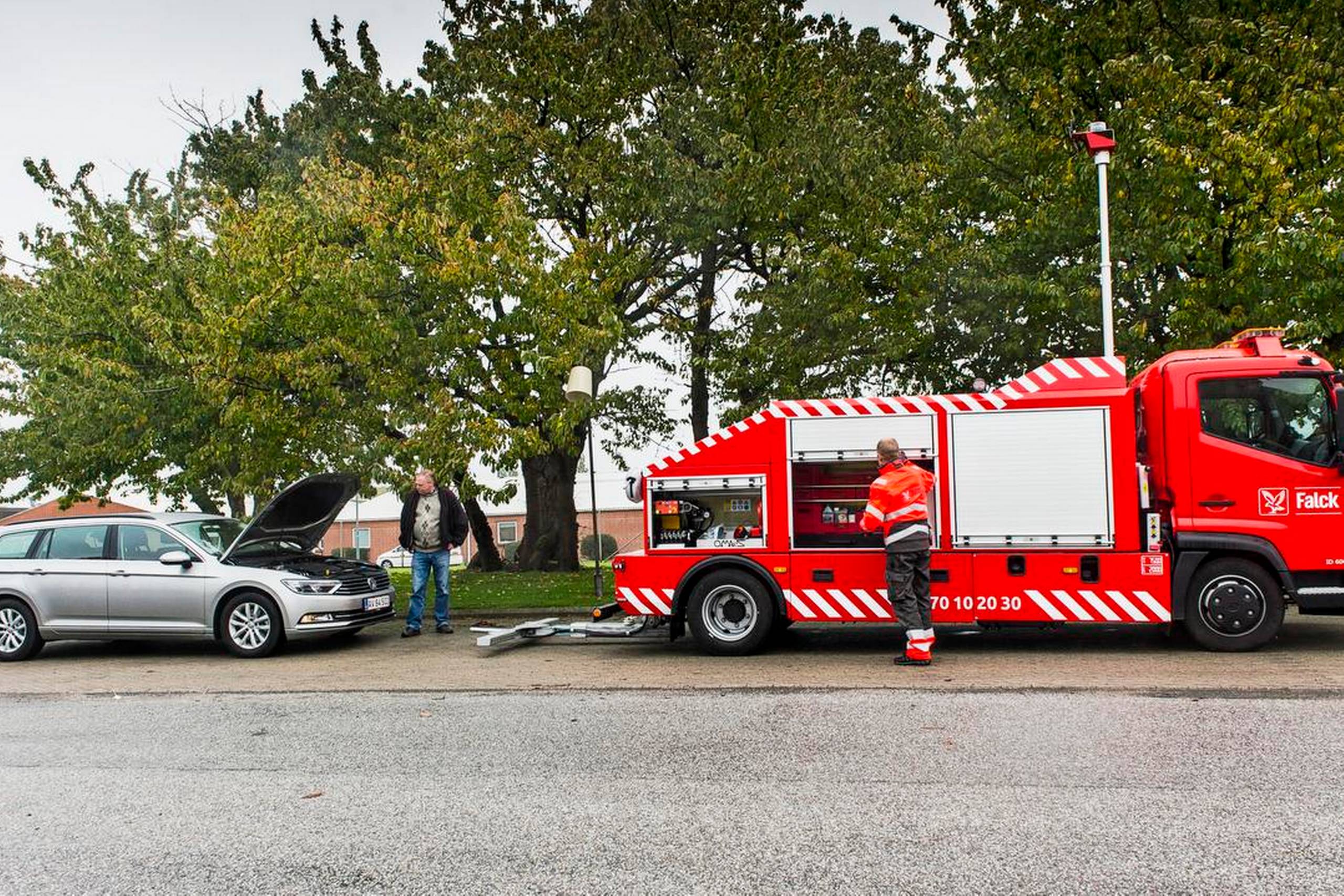 De nyeste servicevogne fra Falck er rullende værksteder, der også kan tage biler med på slæb til et værksted. Fotos: Palle Peter Skov